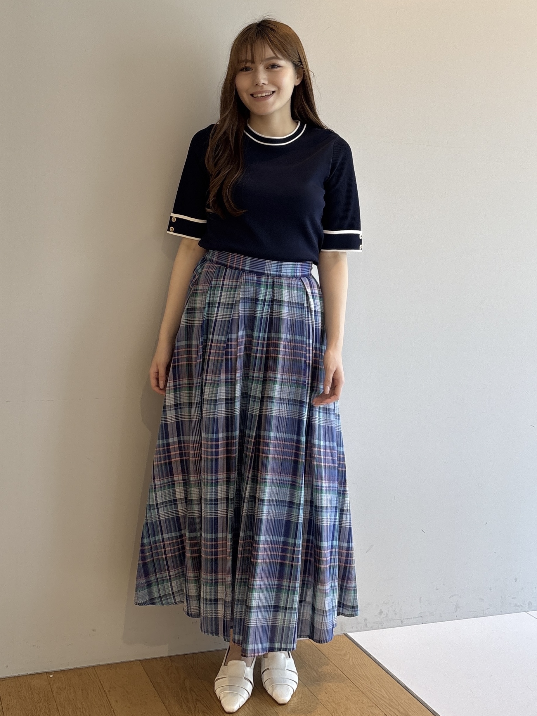 sayaさんの「grove｜【シリーズ累計36万枚/名品ニット】やわらかドライタッチ 袖メッシュ編みニット」を使ったコーディネート