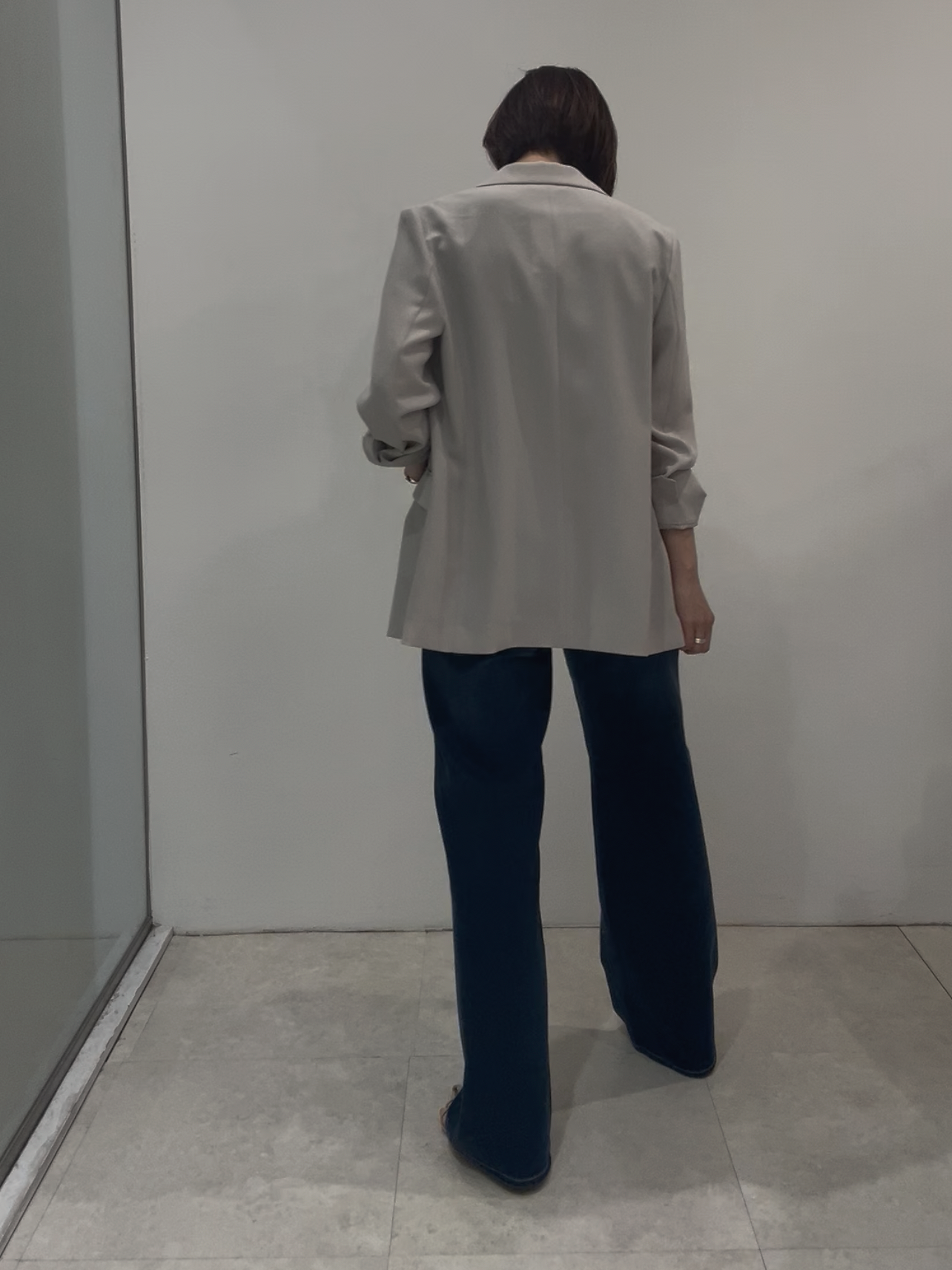 まどかさんの「UNTITLED｜【新色追加/セットアップ可】エアリー ダブルブレストジャケット」を使ったコーディネート