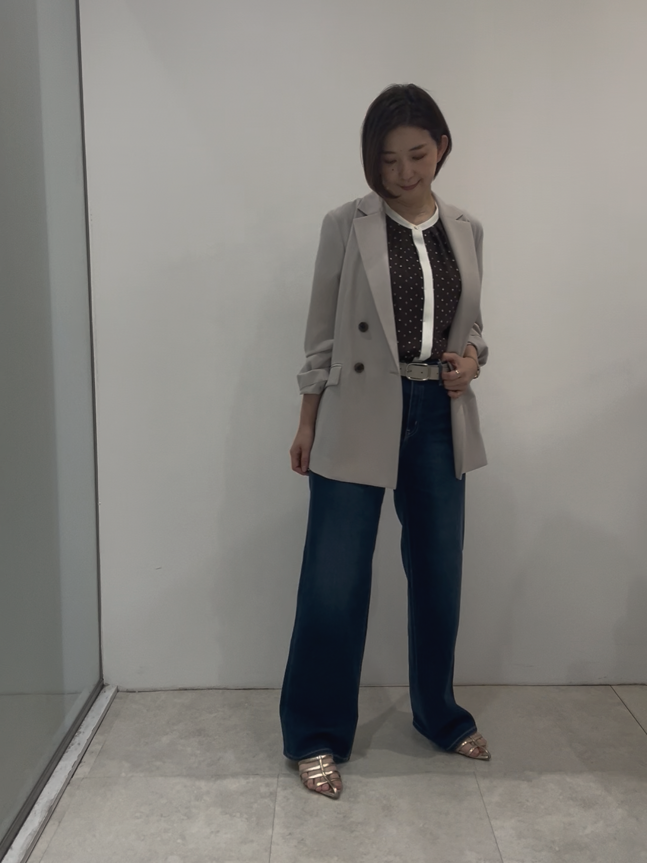 まどかさんの「UNTITLED｜【新色追加/セットアップ可】エアリー ダブルブレストジャケット」を使ったコーディネート