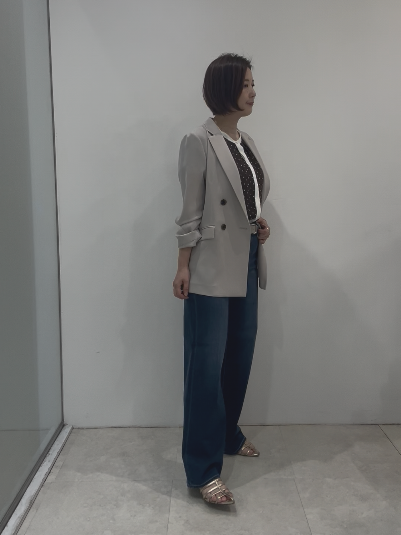 まどかさんの「UNTITLED｜【新色追加/セットアップ可】エアリー ダブルブレストジャケット」を使ったコーディネート