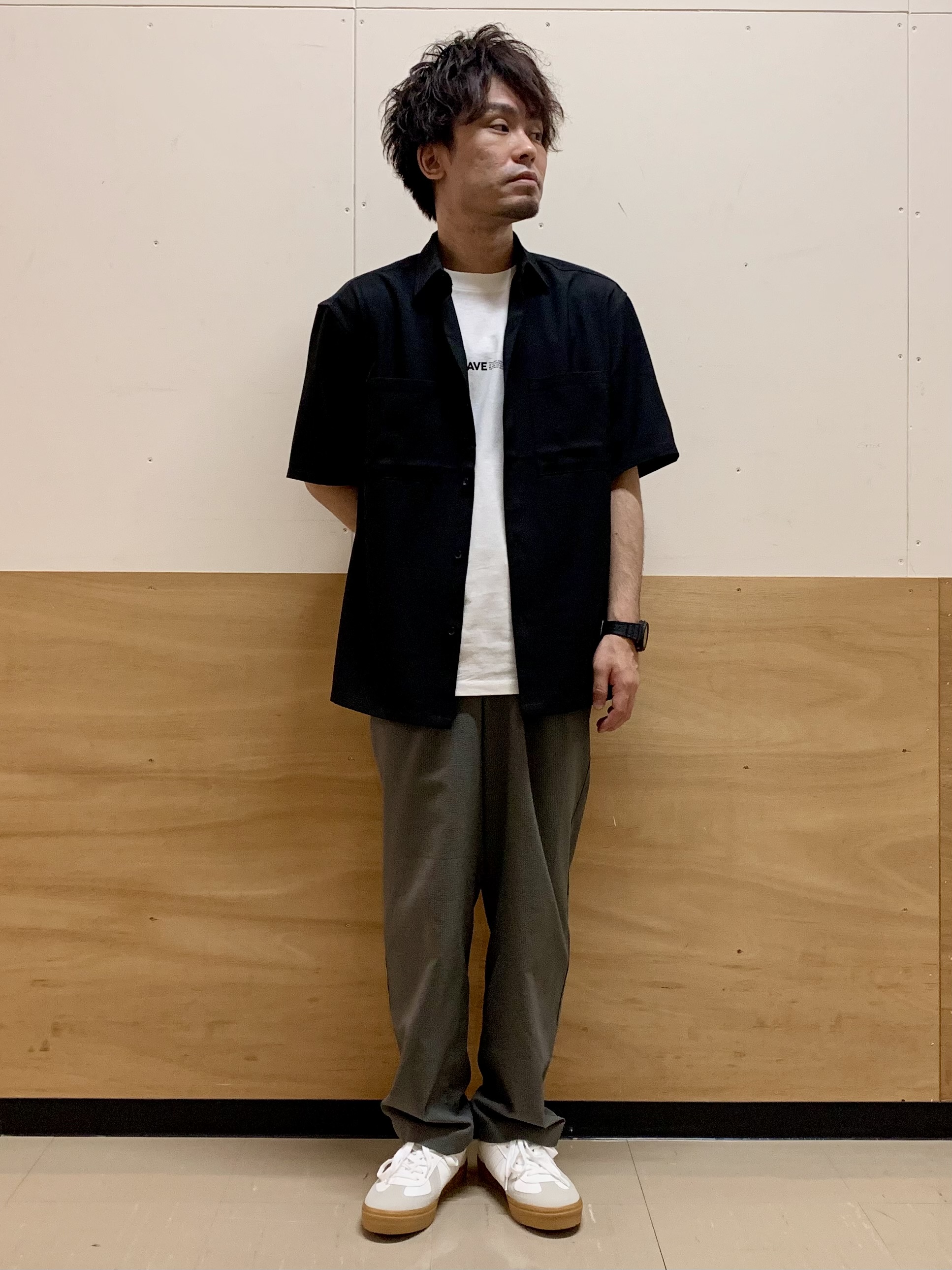 MATUさんの「THE SHOP TK｜LITE TEX ダブルフラップ半袖シャツ 接触冷感/吸水速乾/UVカット/アンチピリング/イージー」を使ったコーディネート