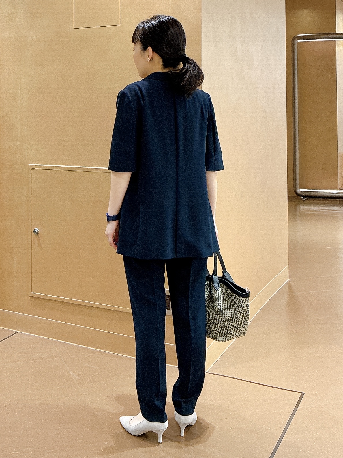 hattoriさんの「INDIVI｜【着る日傘】ハーフスリーブダブルジャケット」を使ったコーディネート