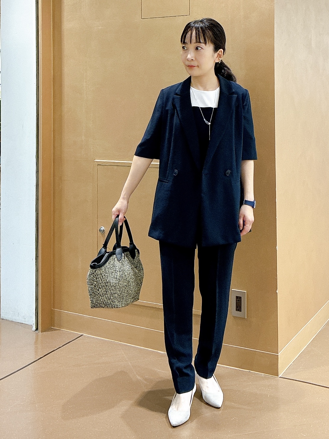 hattoriさんの「INDIVI｜【着る日傘】ハーフスリーブダブルジャケット」を使ったコーディネート