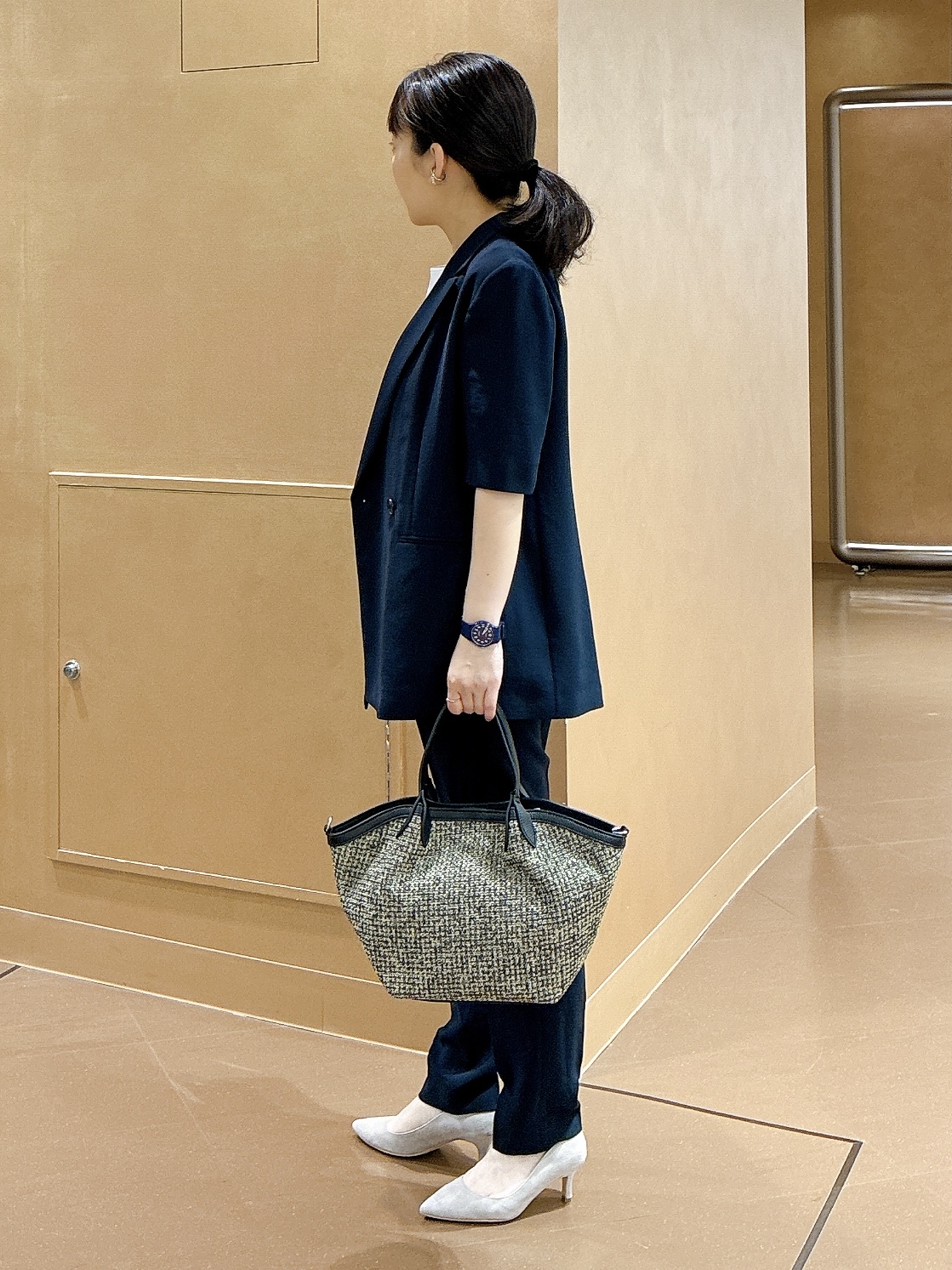 hattoriさんの「INDIVI｜【着る日傘】ハーフスリーブダブルジャケット」を使ったコーディネート