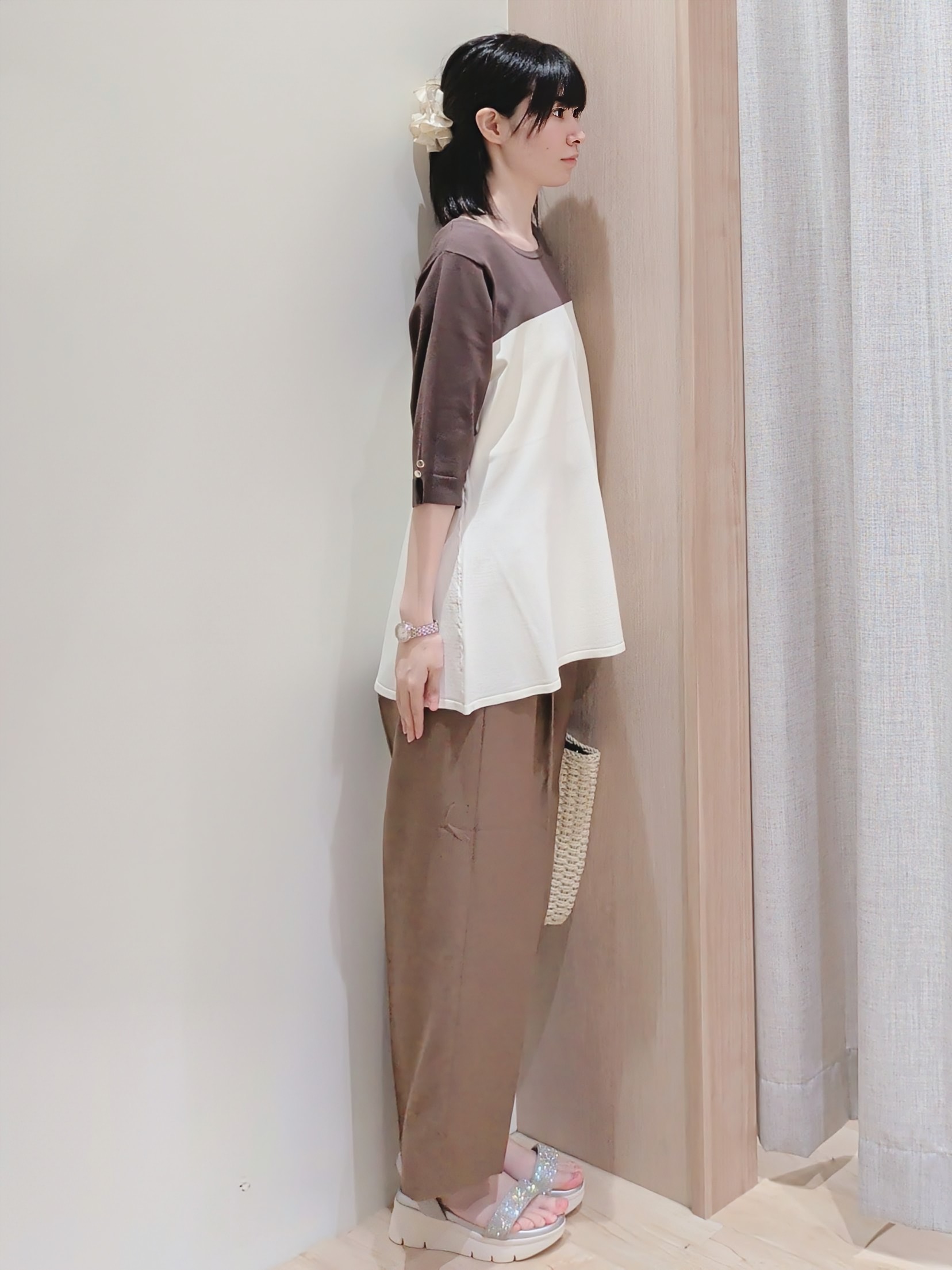Yuiさんの「grove｜【体型カバー/UV・ひんやり】一枚でコーデが決まる、配色フレアニットプルオーバー」を使ったコーディネート