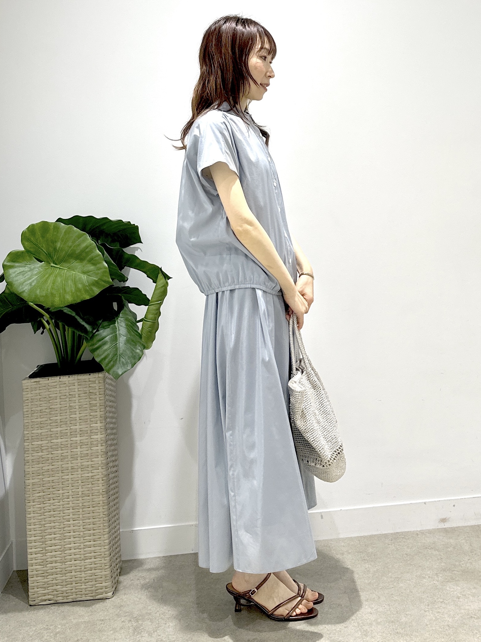 Miwaさんの「UNTITLED｜【セットアップ可/軽量/清涼感】ローンギャザーブラウス」を使ったコーディネート
