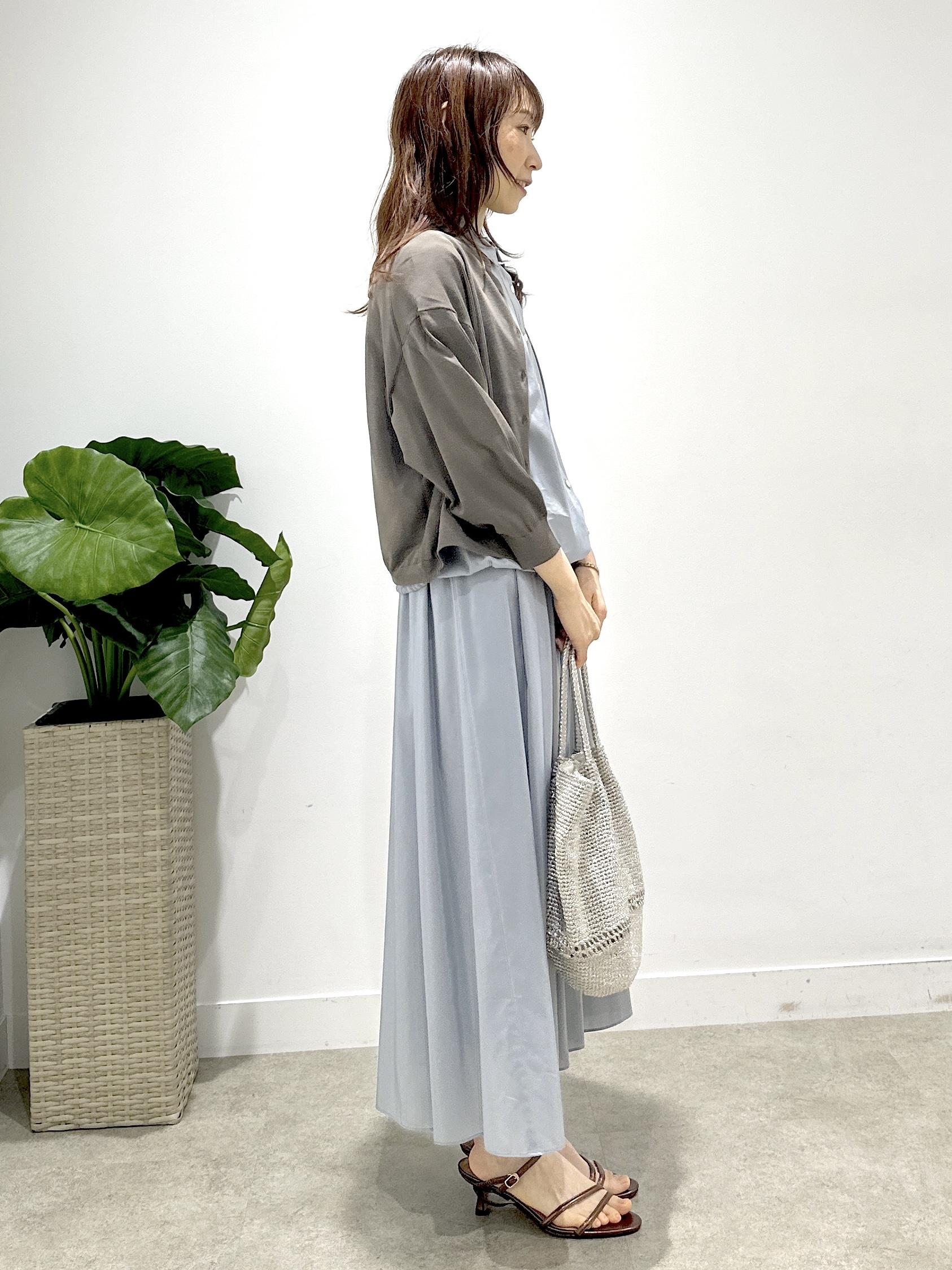 Miwaさんの「UNTITLED｜【セットアップ可/軽量/清涼感】ローンギャザーブラウス」を使ったコーディネート
