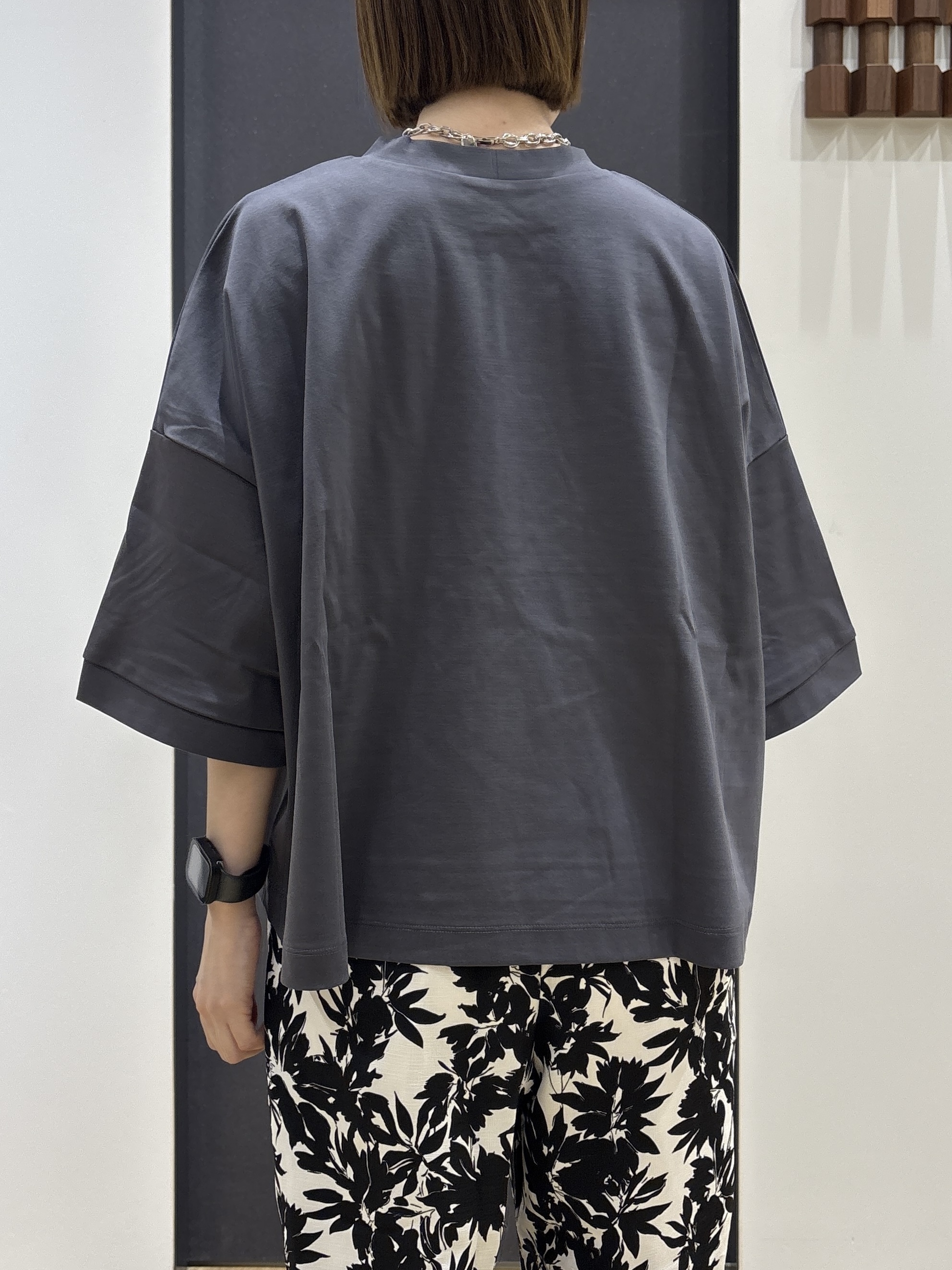 risaさんの「Dessin｜【新色追加/体型カバー】美光沢カットソーボクシーシルエット」を使ったコーディネート