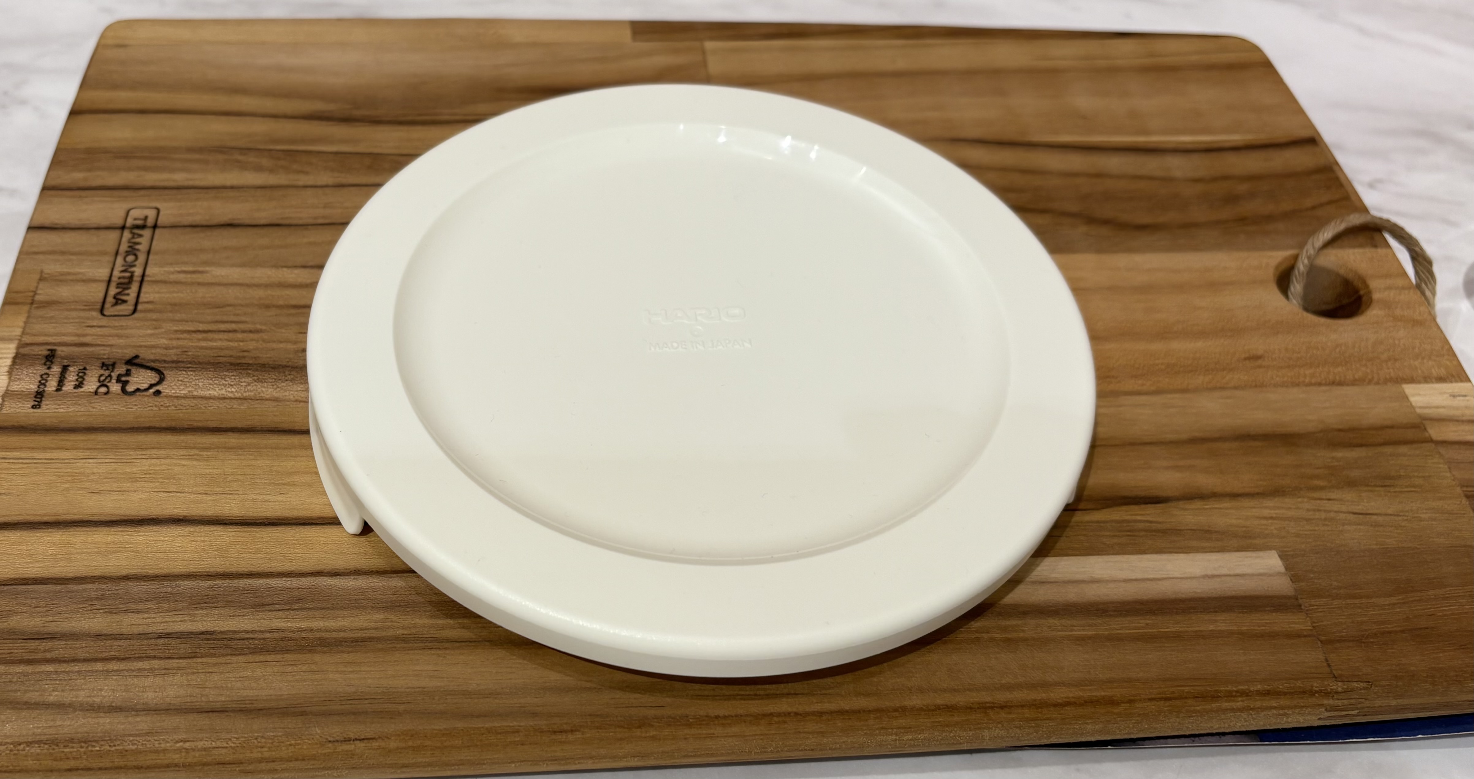 YUKOさんの「212 KITCHEN STORE｜キッチン 抗菌カッティングボード 長角中 ＜TRAMONTINA トラモンティーナ＞」を使ったコーディネート