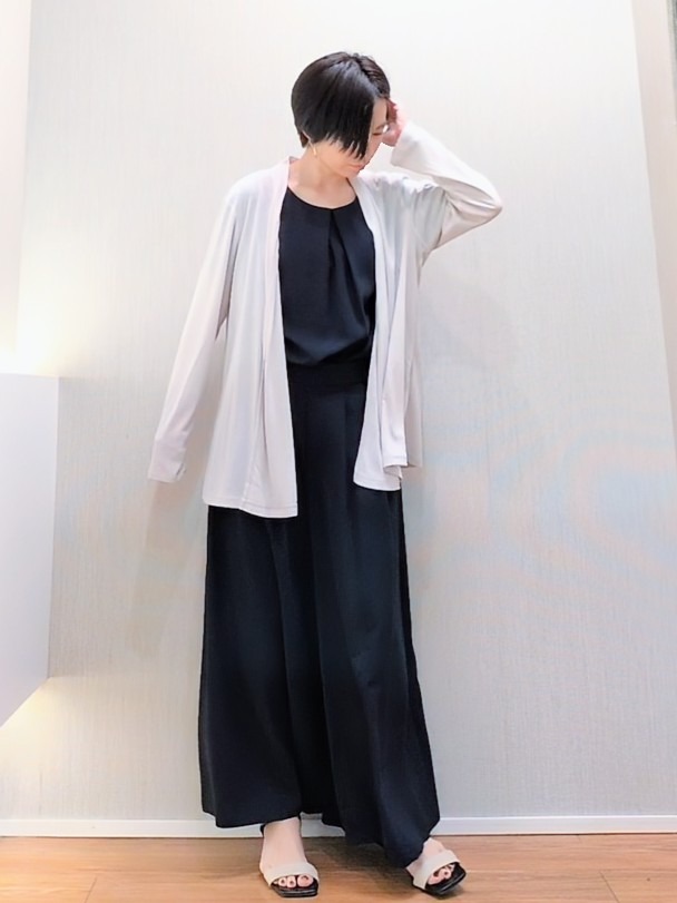 ミズタさんの「UNTITLED｜【接触冷感/UVカット/遮熱機能】フライスジャージカーディガン」を使ったコーディネート