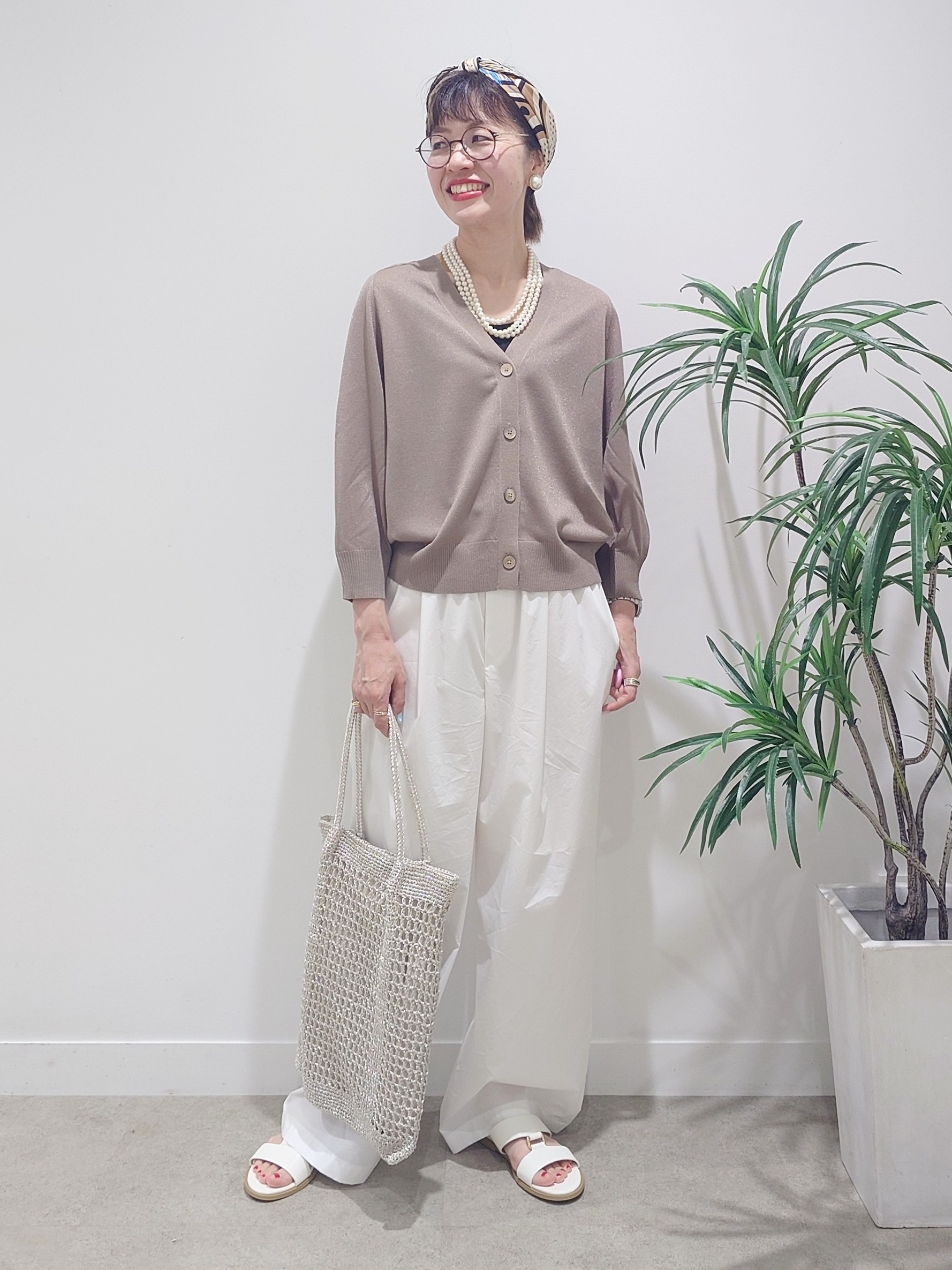 MUTSUKOさんの「UNTITLED｜【アンサンブル可/シアー】リネンエステルカーディガン」を使ったコーディネート
