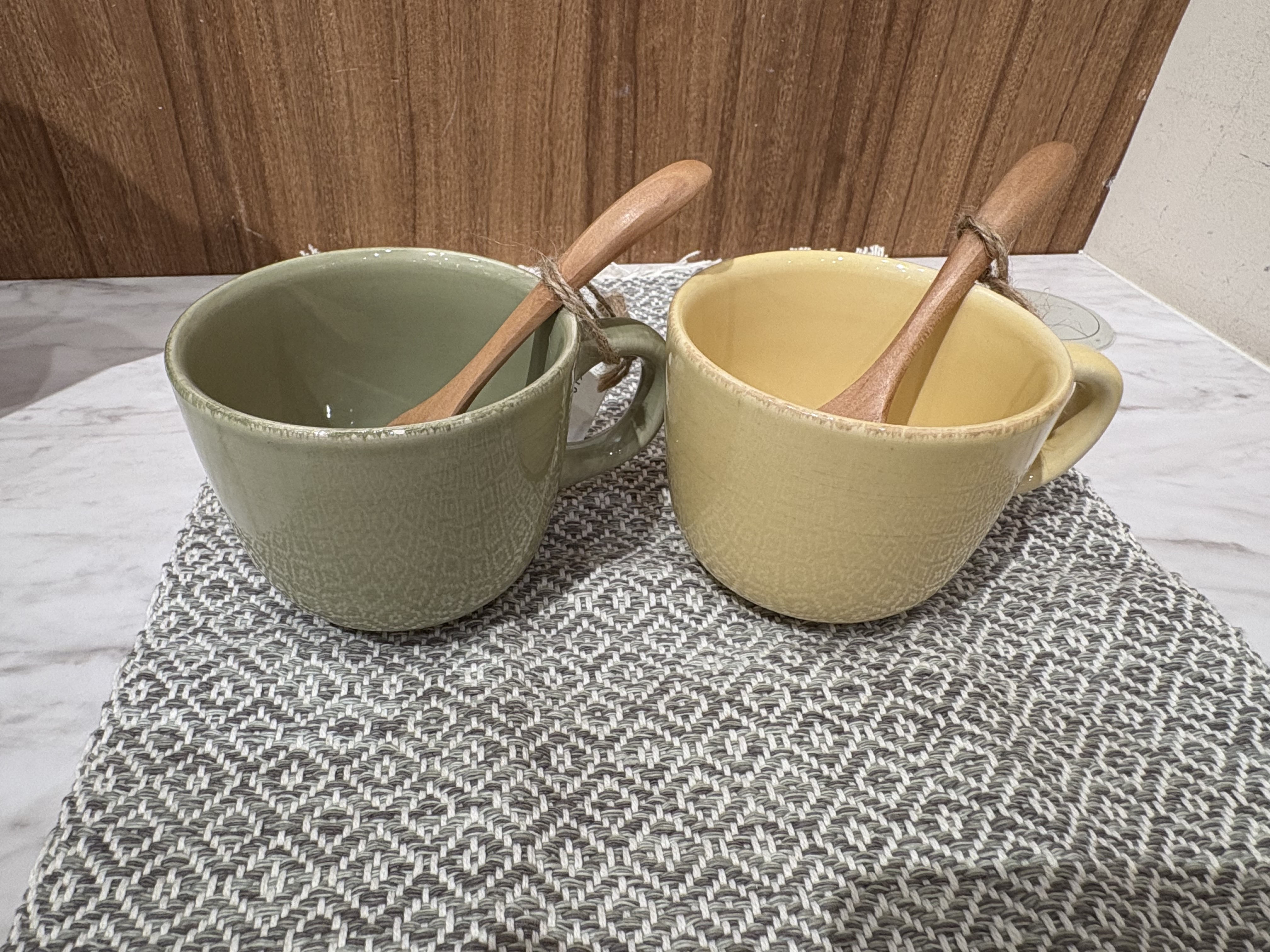 YUKOさんの「212 KITCHEN STORE｜オーガニック カップ 380ml YE ＜KINTO キントー＞」を使ったコーディネート