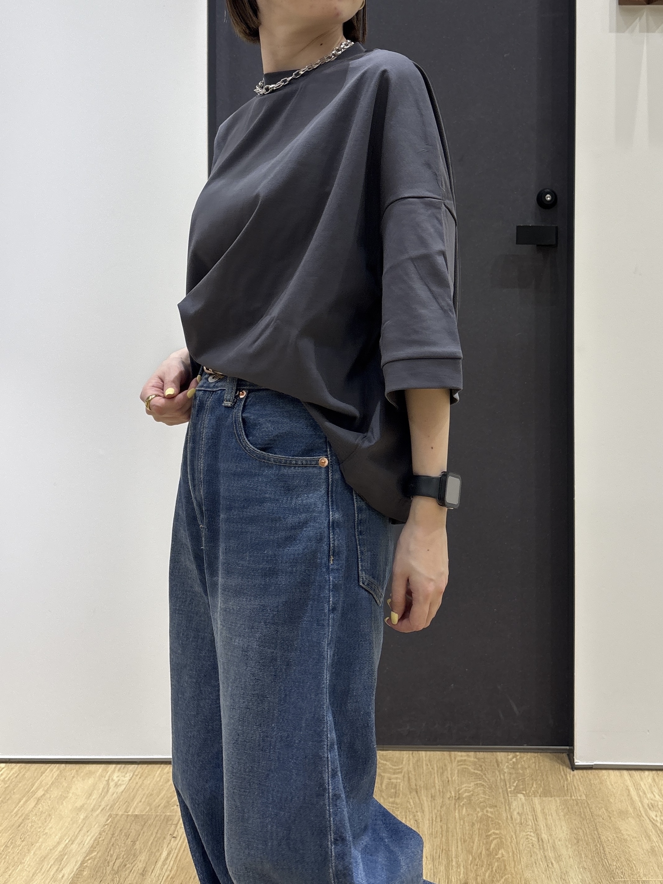 risaさんの「Dessin｜【新色追加/体型カバー】美光沢カットソーボクシーシルエット」を使ったコーディネート