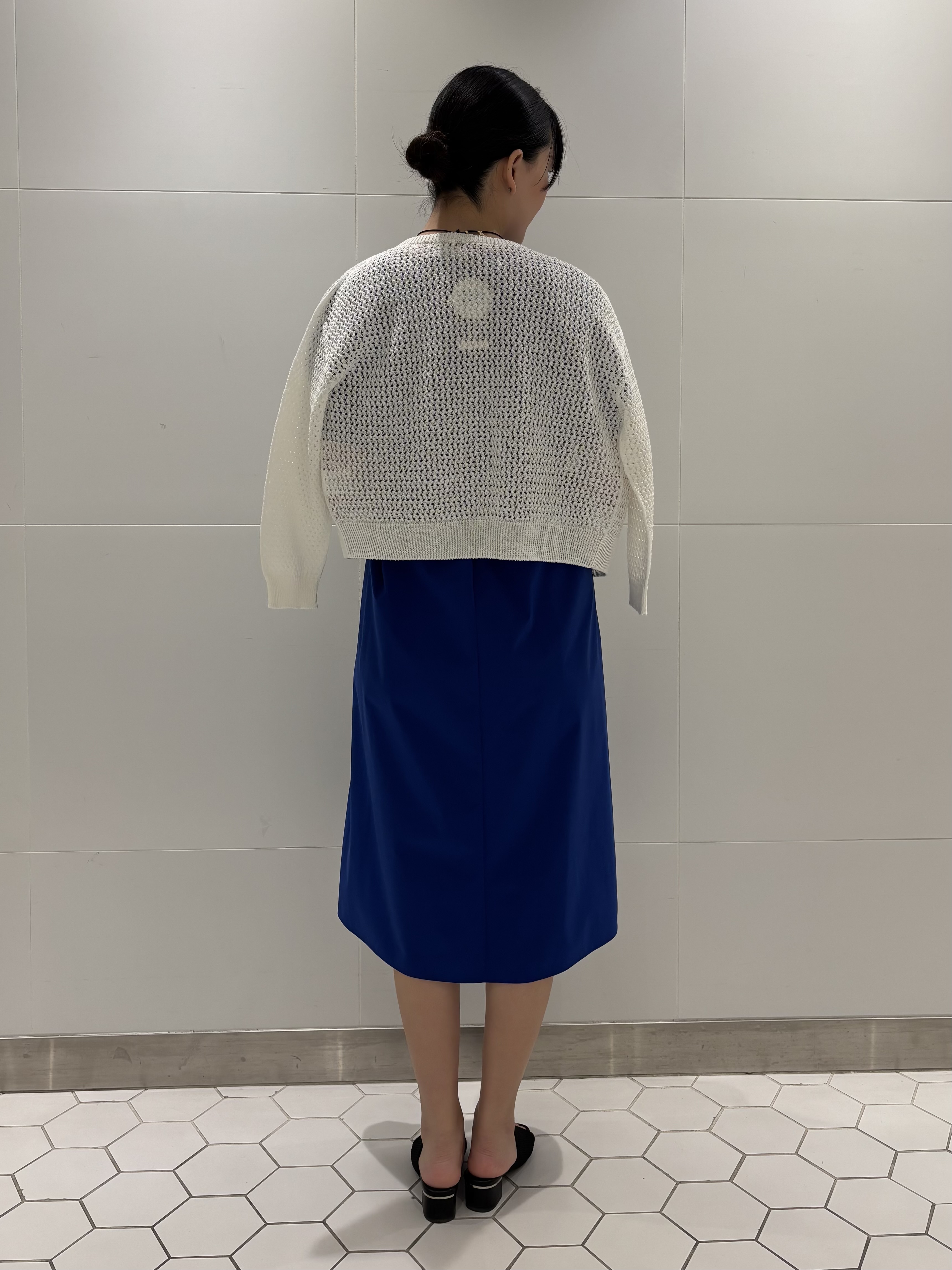 koharuさんの「INDIVI｜【撥水／UVケア／SETUP可能】軽量ベルト付きAラインワンピース」を使ったコーディネート
