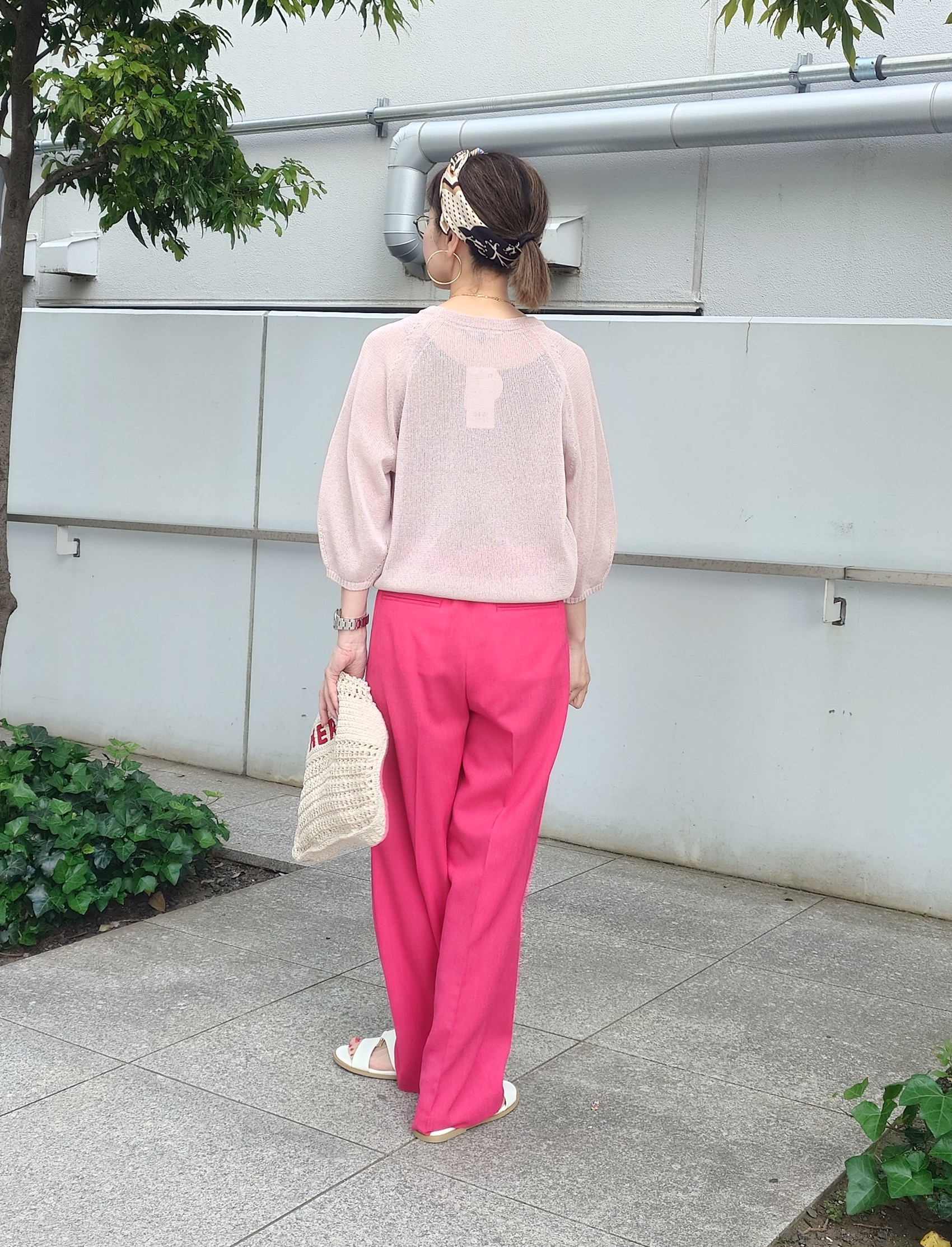 MUTSUKOさんの「UNTITLED｜【洗える/ゆったり】クルーネックドライニット」を使ったコーディネート