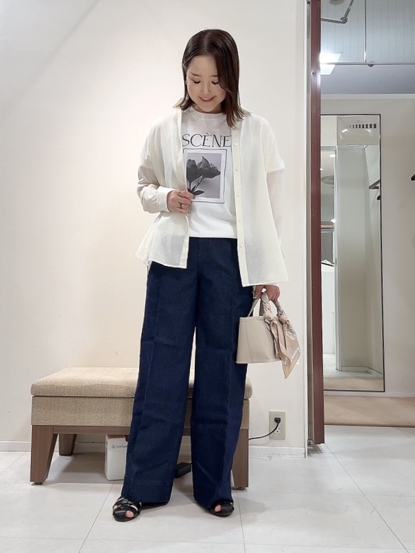 YUIさんの「UNTITLED｜【2WAY/マシンウォッシャブル】カシュクールデザインシャツ」を使ったコーディネート