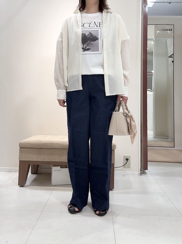 YUIさんの「UNTITLED｜【2WAY/マシンウォッシャブル】カシュクールデザインシャツ」を使ったコーディネート