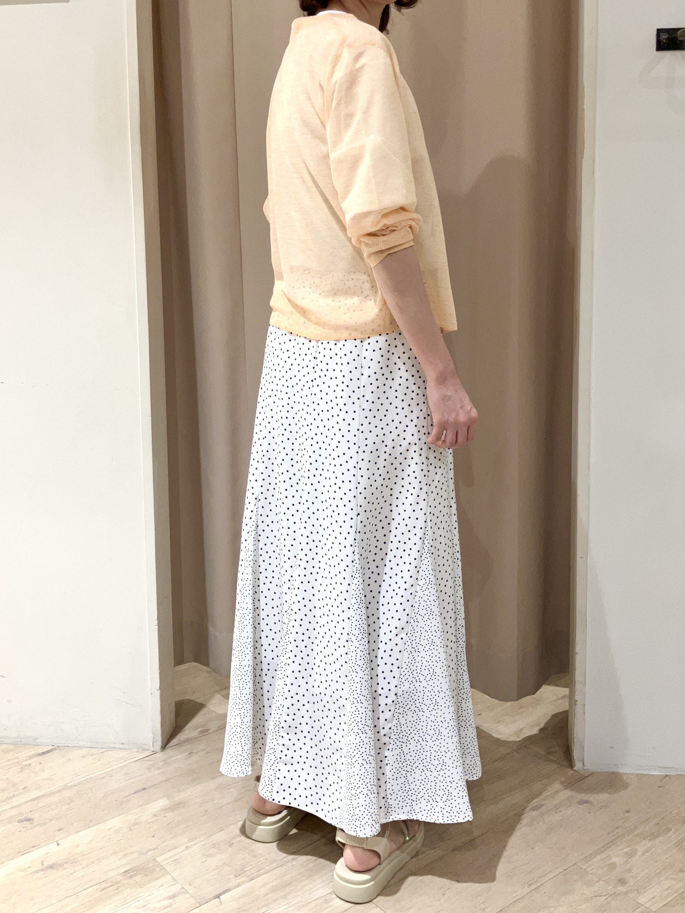 kimiさんの「grove｜高評価！【洗える/名品】大人の透け感、シアーカーディガン」を使ったコーディネート
