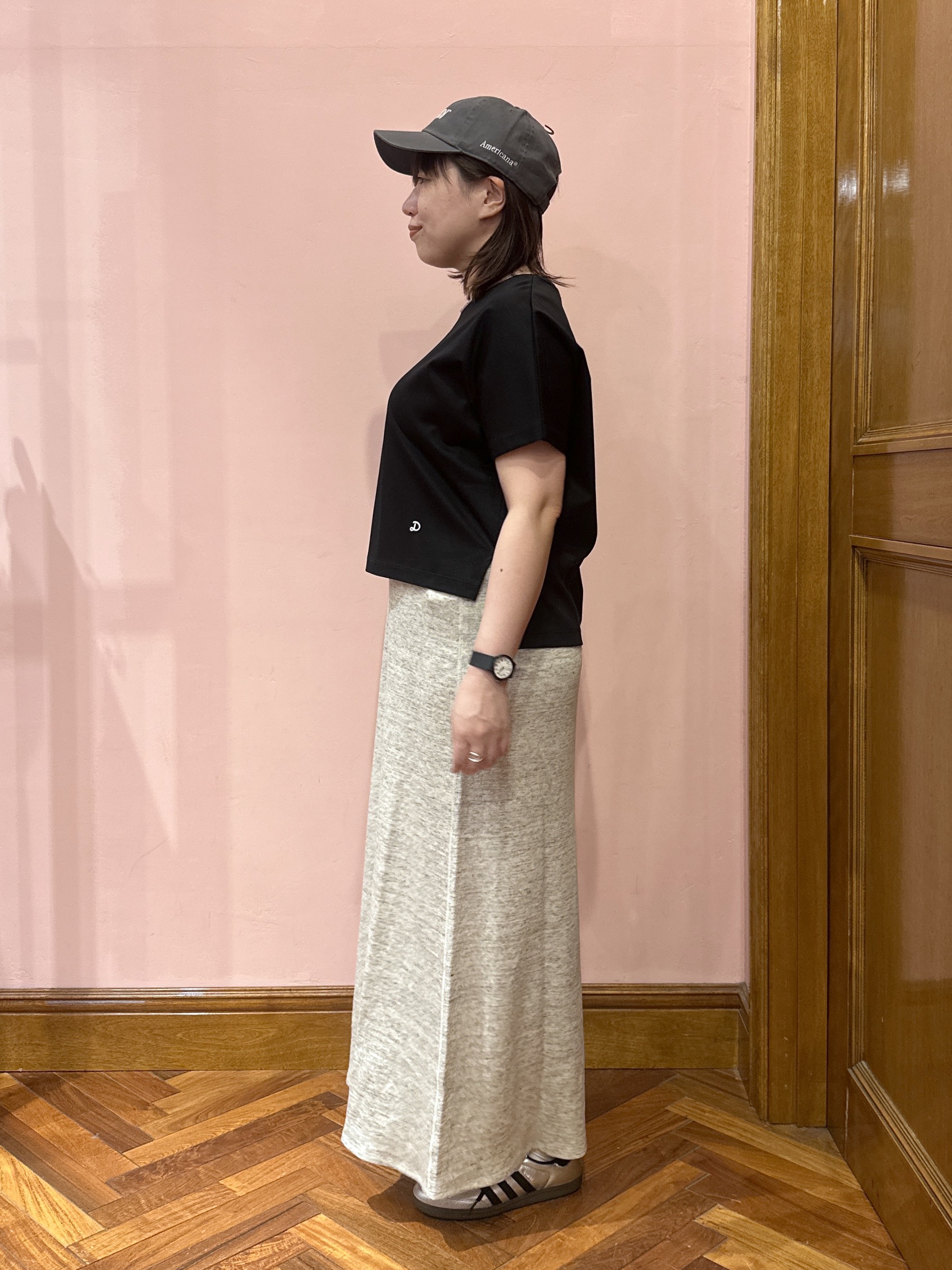 komatsuさんの「DRESSTERIOR｜【接触冷感／抗菌防臭／消臭】アイスクリアコットンドルマンTシャツ」を使ったコーディネート