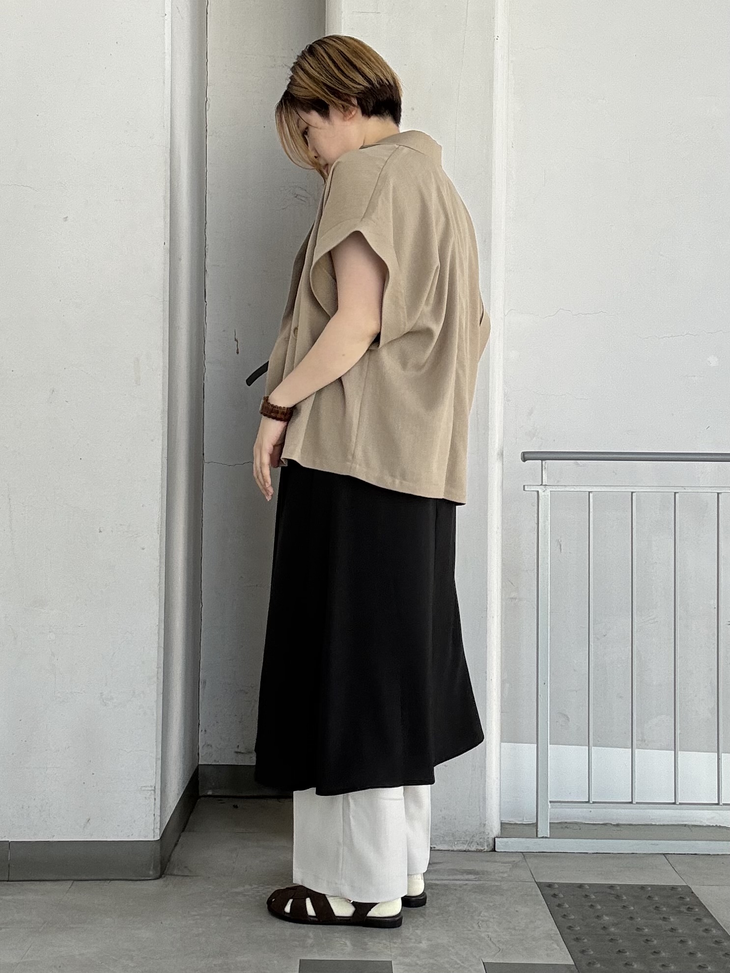 aiさんの「THE SHOP TK｜【夏の通勤スタイルに】涼やかな着心地 麻調ダブルブレストジャケット」を使ったコーディネート