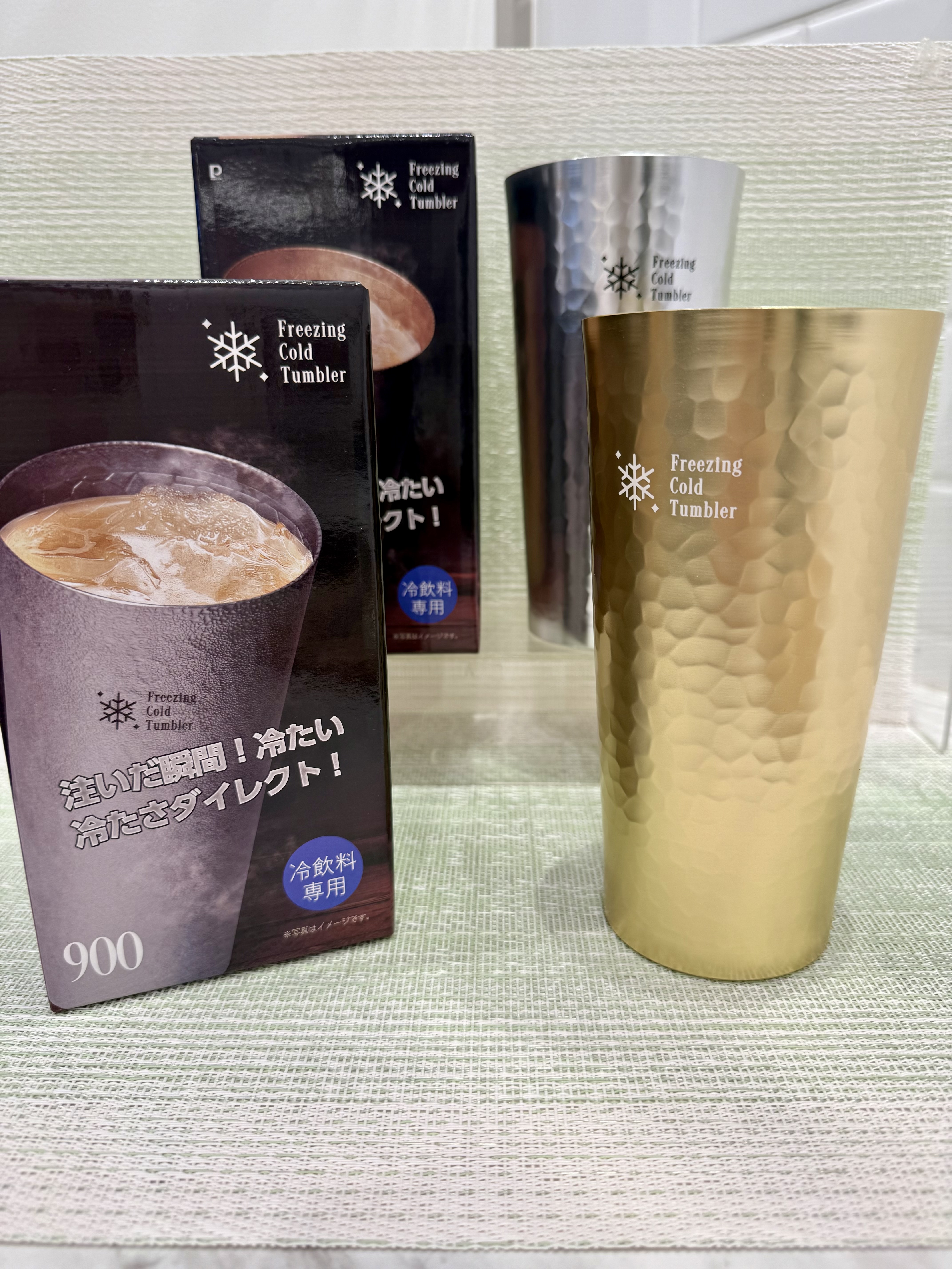 きのこさんの「212 KITCHEN STORE｜フリージングコールド アルミタンブラー900 GD」を使ったコーディネート