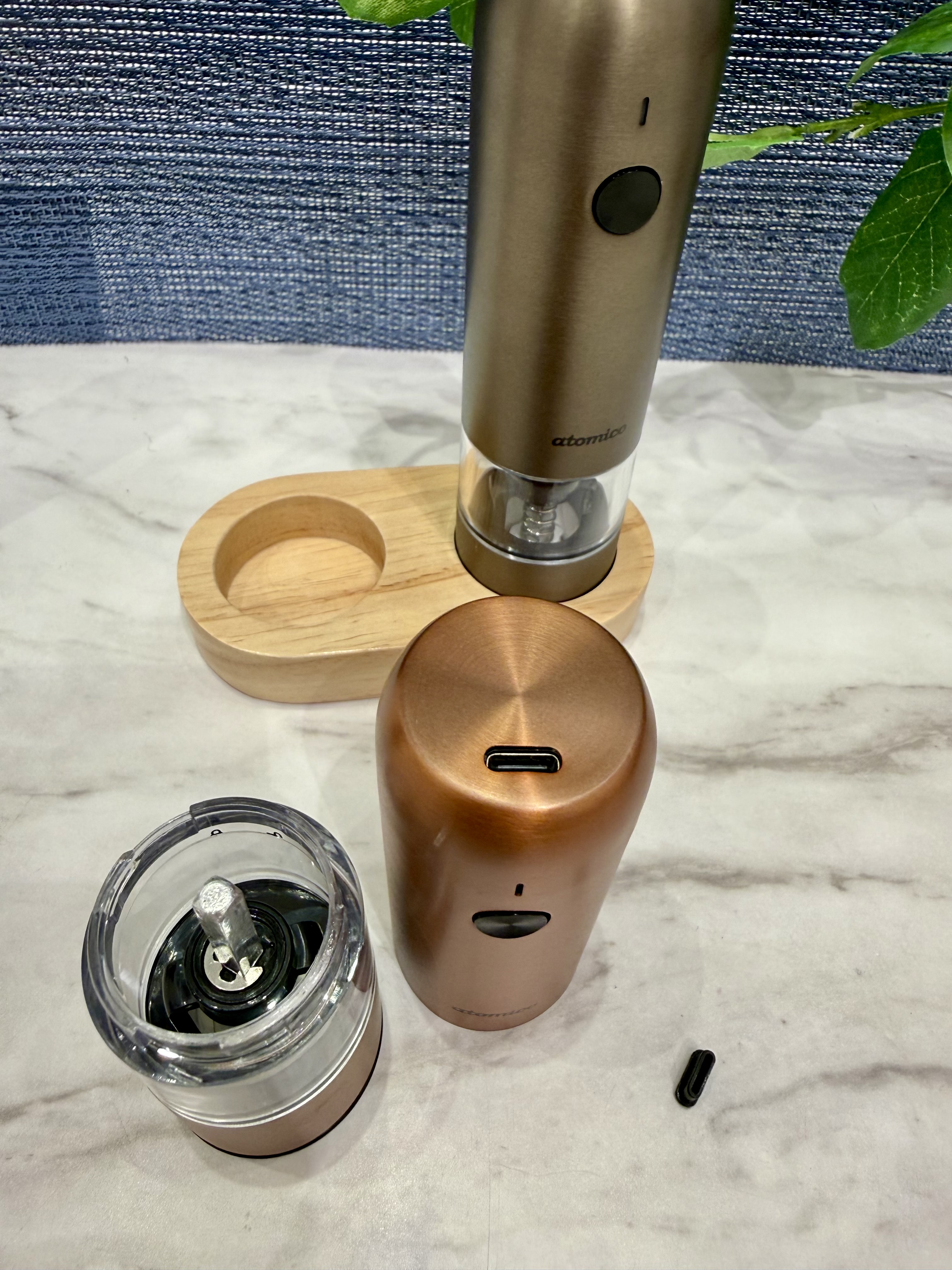 きのこさんの「212 KITCHEN STORE｜ソルト＆ペッパー電動ミル ＜atomico アトミコ＞」を使ったコーディネート