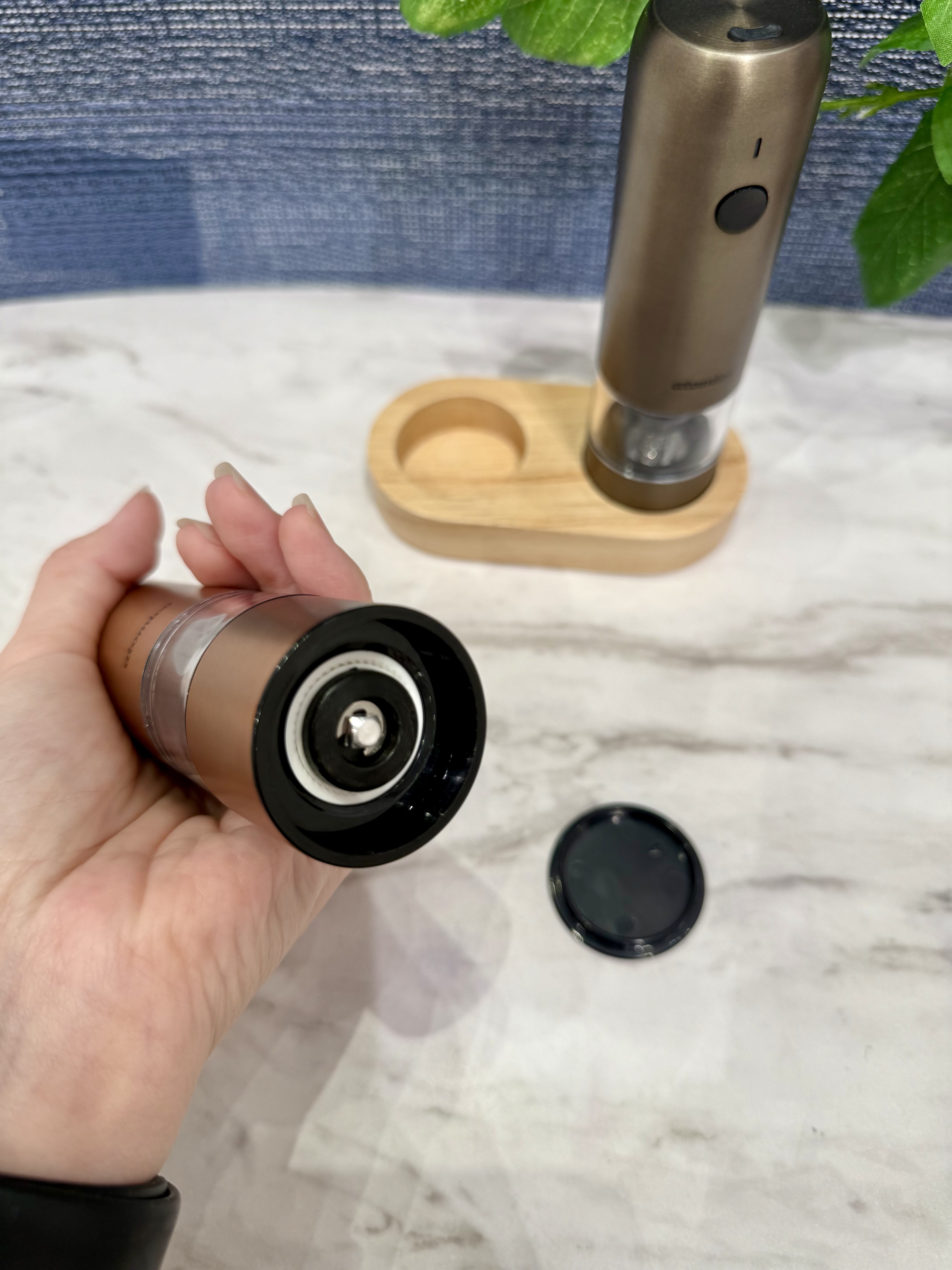 きのこさんの「212 KITCHEN STORE｜ソルト＆ペッパー電動ミル ＜atomico アトミコ＞」を使ったコーディネート
