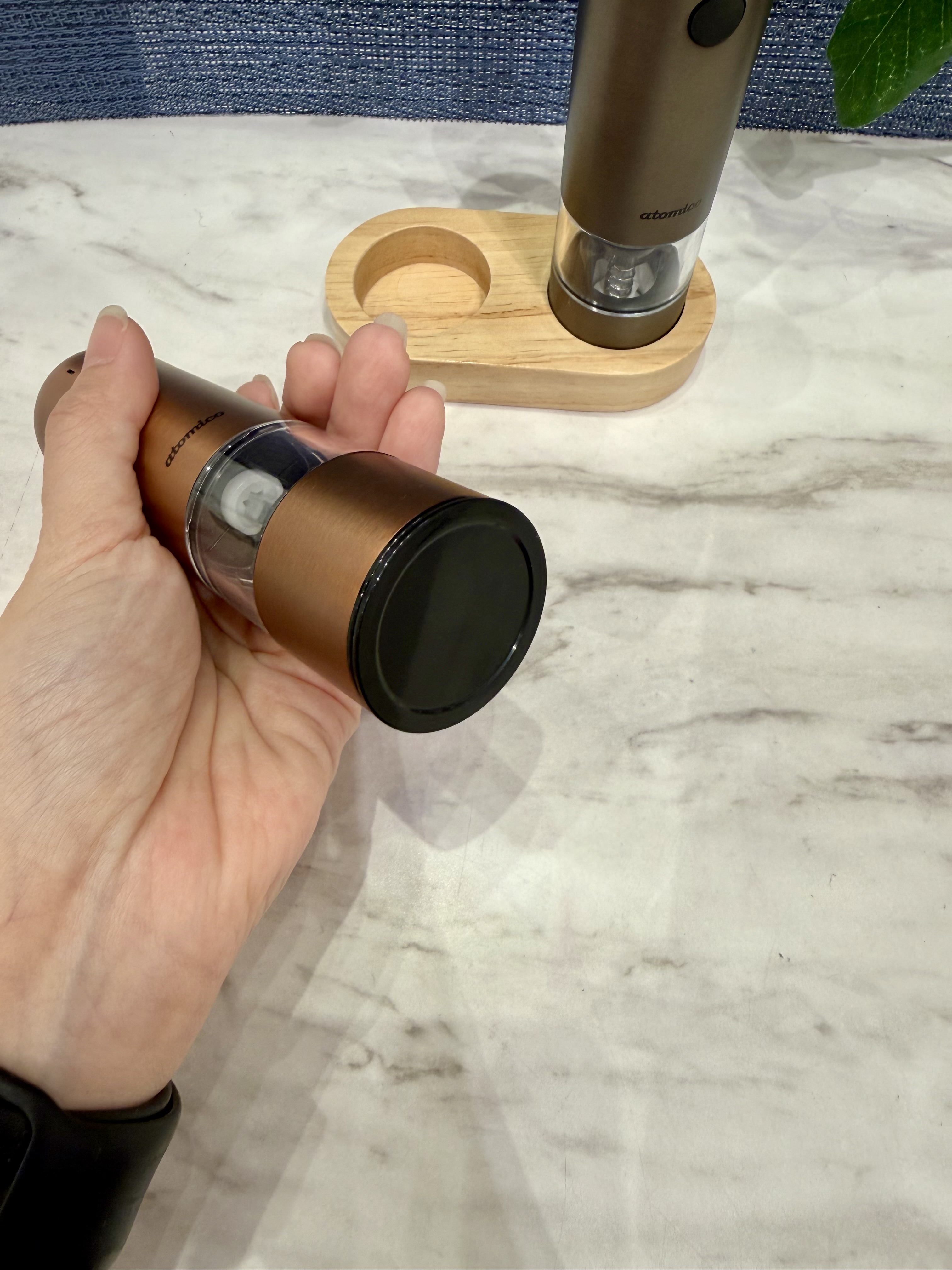 きのこさんの「212 KITCHEN STORE｜ソルト＆ペッパー電動ミル ＜atomico アトミコ＞」を使ったコーディネート
