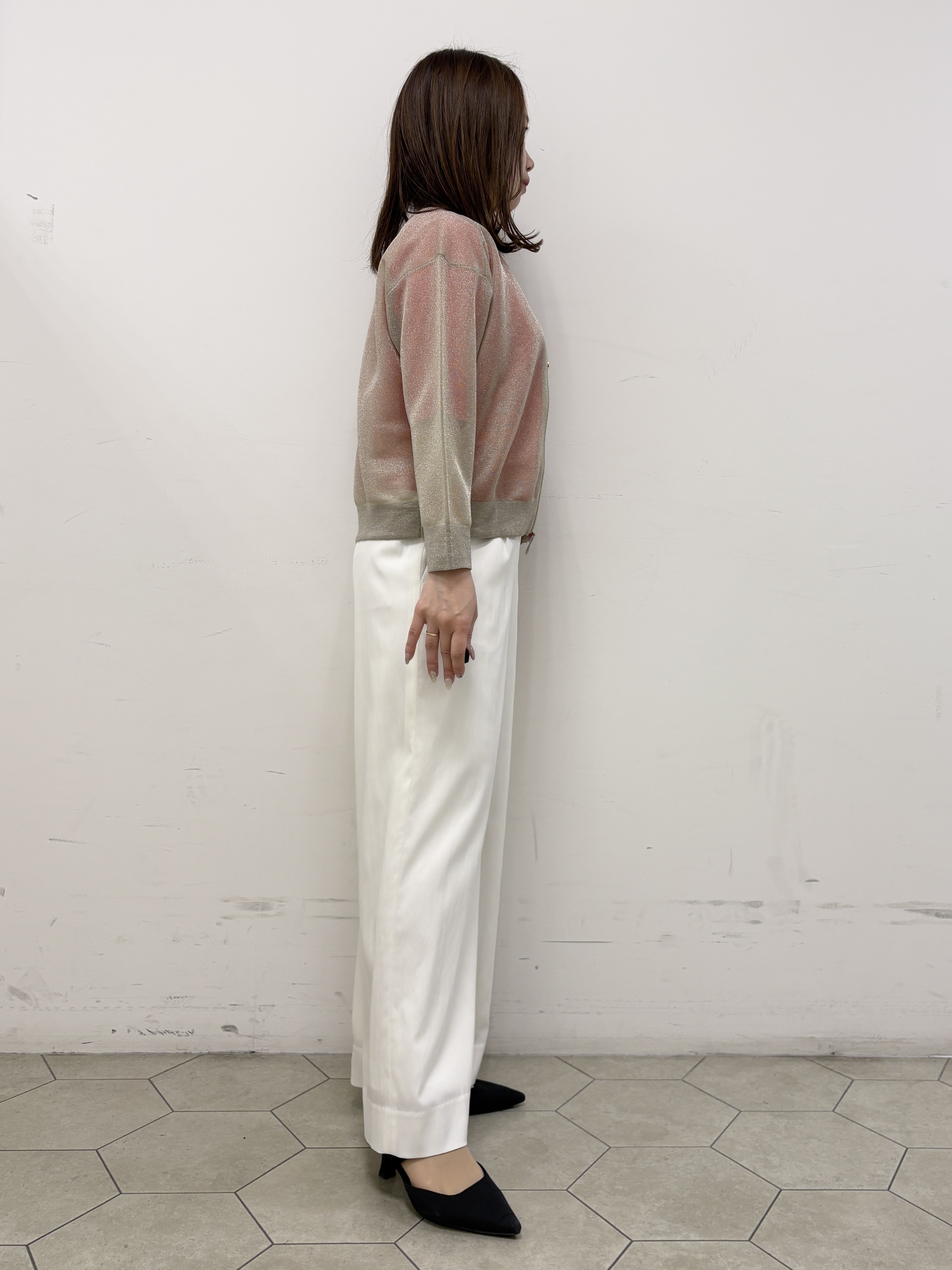 kahoさんの「INDIVI｜【UVケア/接触冷感／アンサンブル】丸首カーディガン＆袖スリット5分袖ニット」を使ったコーディネート
