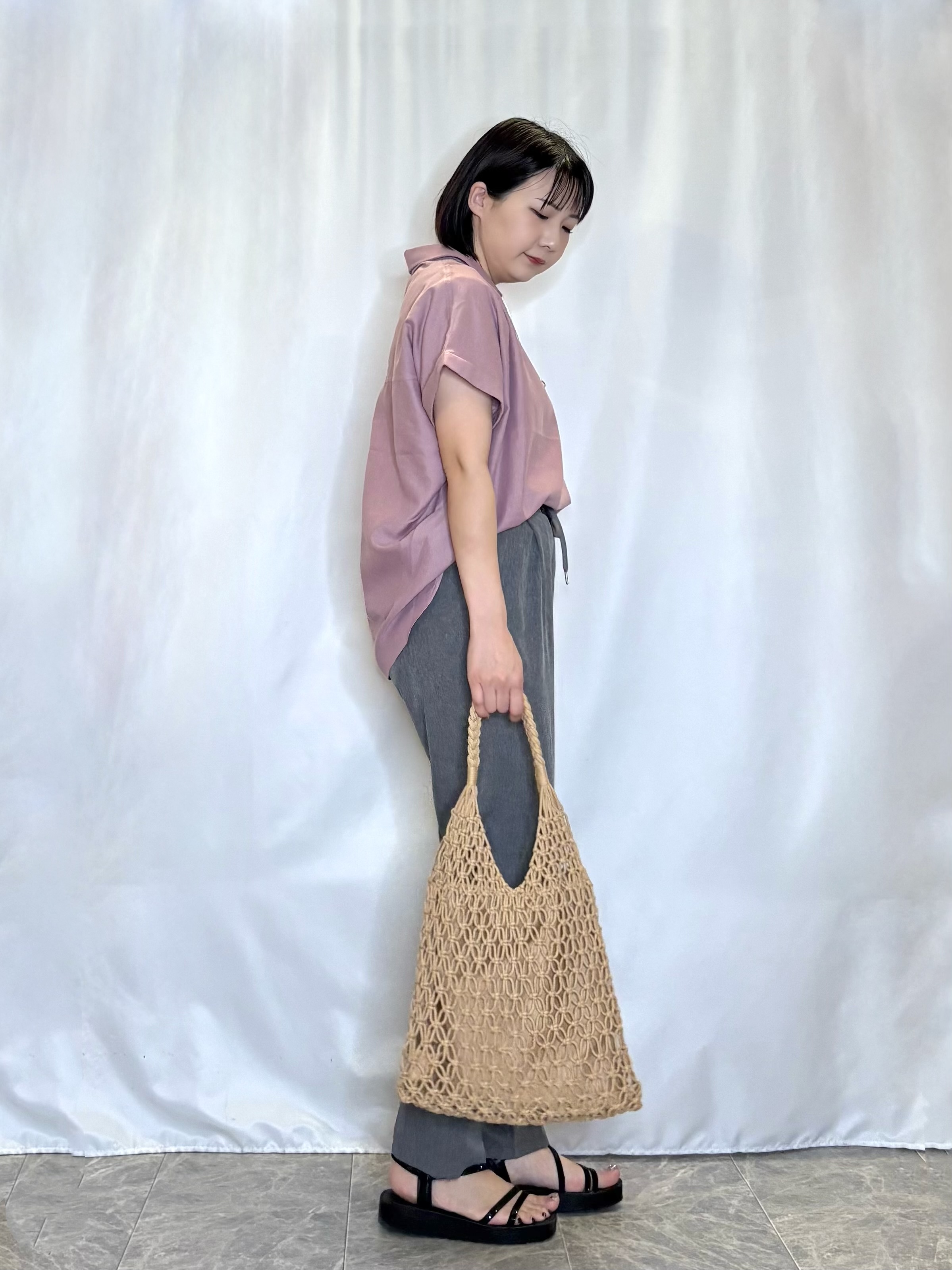 ネリさんの「SHOO･LA･RUE｜【ひんやり/UV】インせず着られる フレンチリネンスキッパーシャツ」を使ったコーディネート
