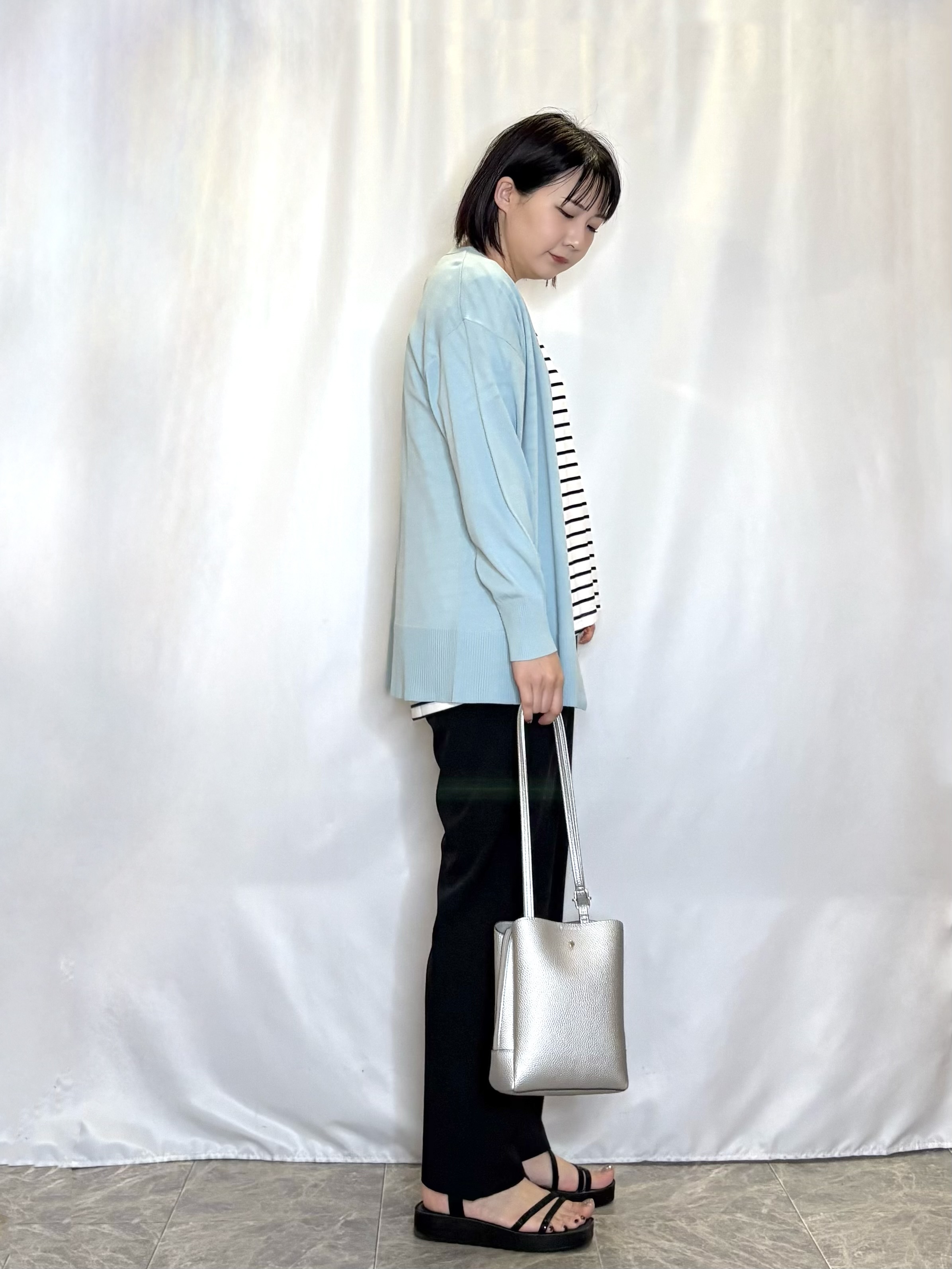 ネリさんの「SHOO･LA･RUE｜【洗濯機可/ひんやり/UV】さらっとしたタッチが心地よい ミドルカーディガン」を使ったコーディネート