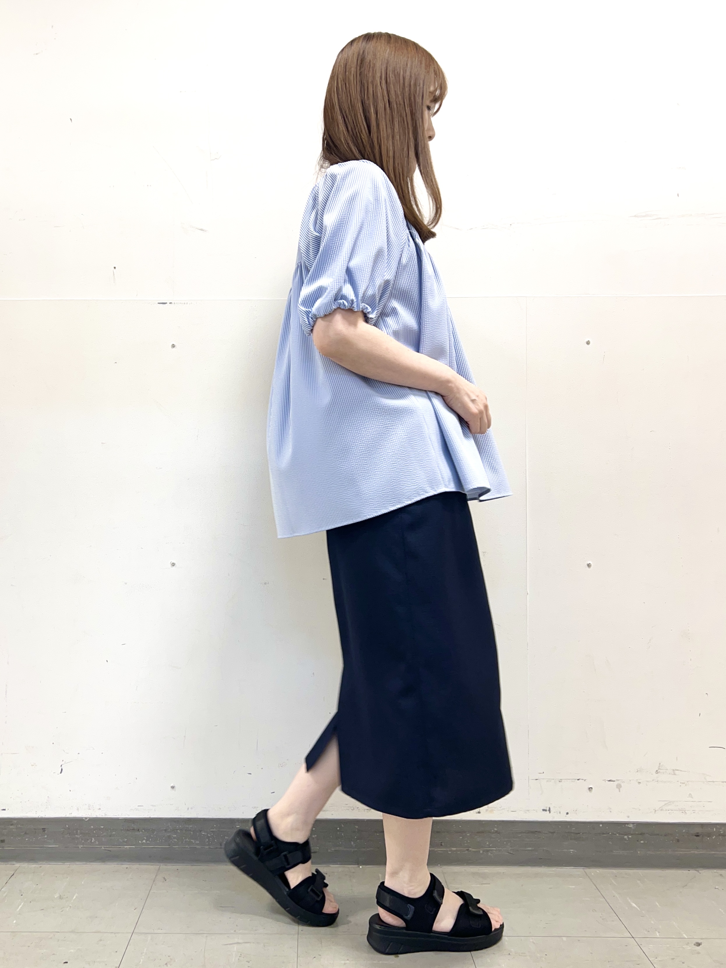 yuさんの「Reflect｜ギャザーデザインブラウス」を使ったコーディネート