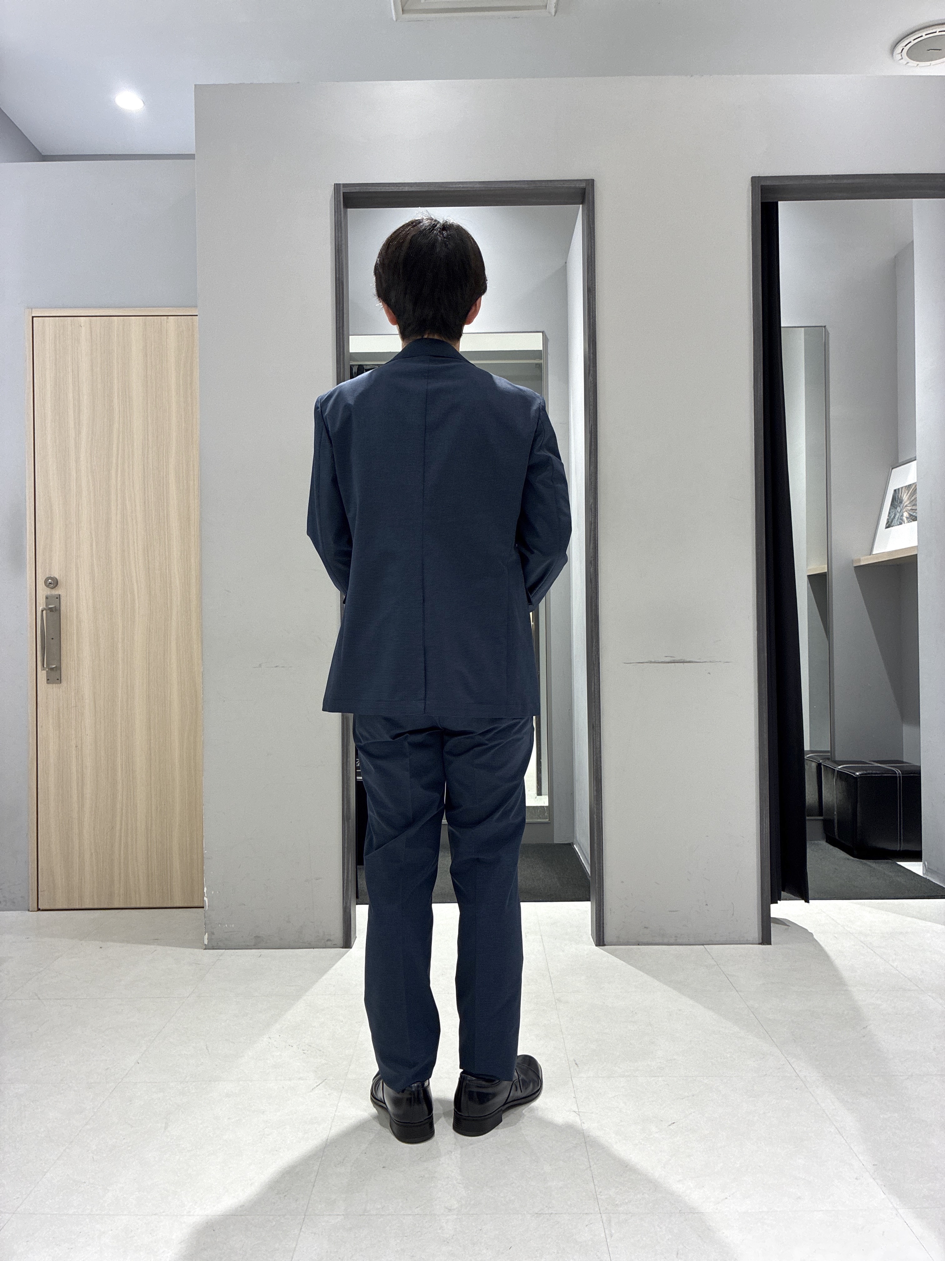 わいずみさんの「TAKEO KIKUCHI｜【抗菌防臭】COOL DOTS（R）ドビープリント ジャケット」を使ったコーディネート