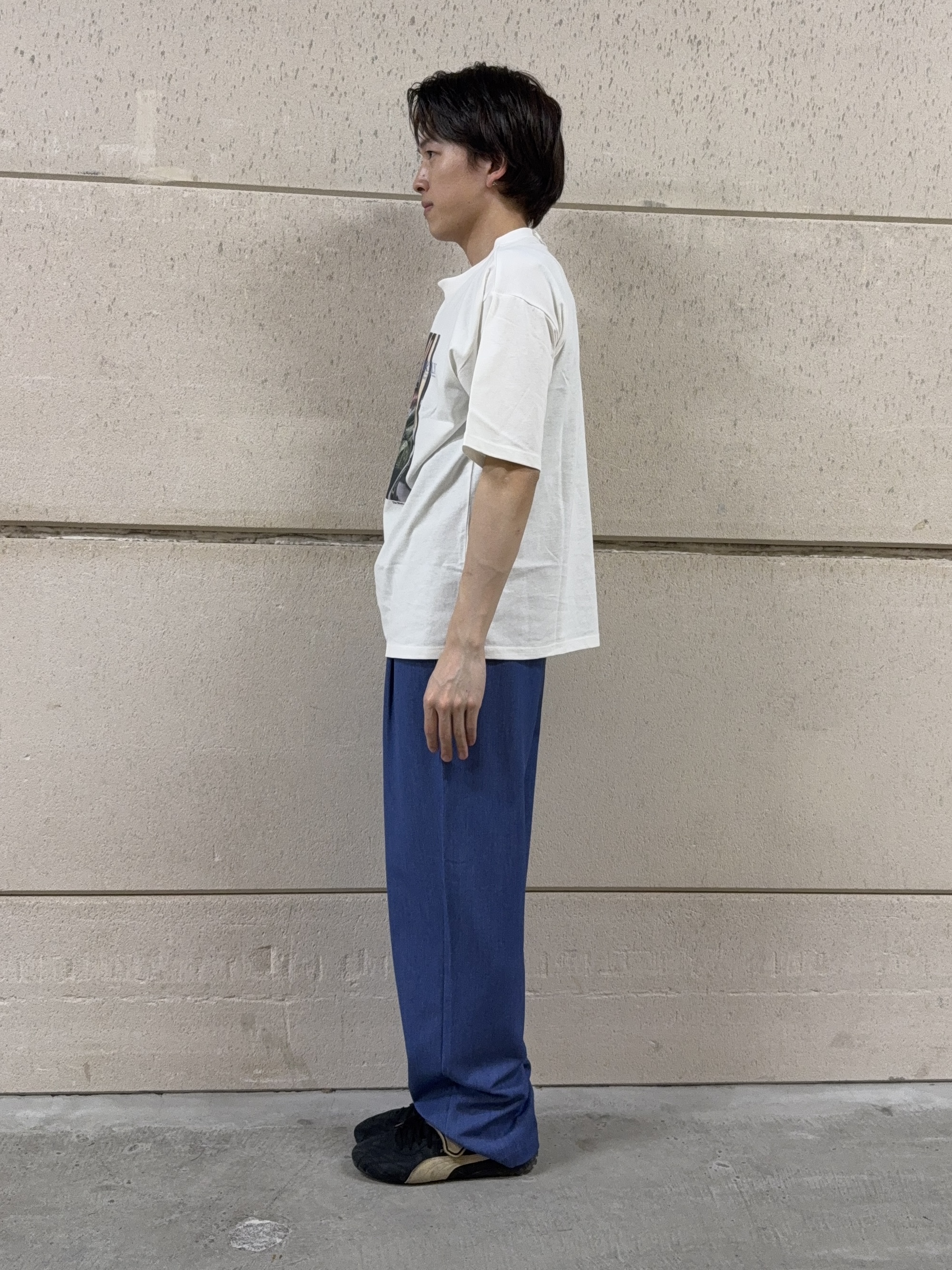 カシマさんの「THE SHOP TK｜モノクロ フォトグラフィー 半袖Tシャツ 洗濯機OK」を使ったコーディネート