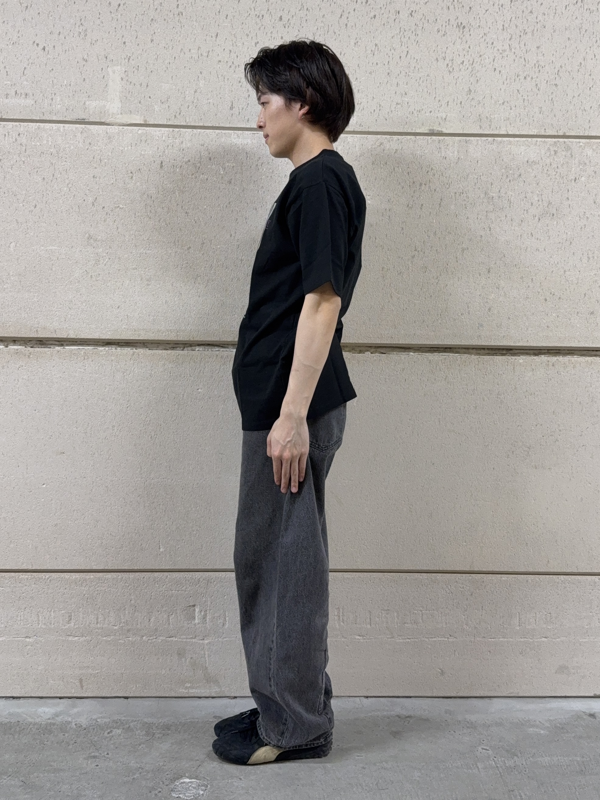 カシマさんの「THE SHOP TK｜モノクロ フォトグラフィー 半袖Tシャツ 洗濯機OK」を使ったコーディネート
