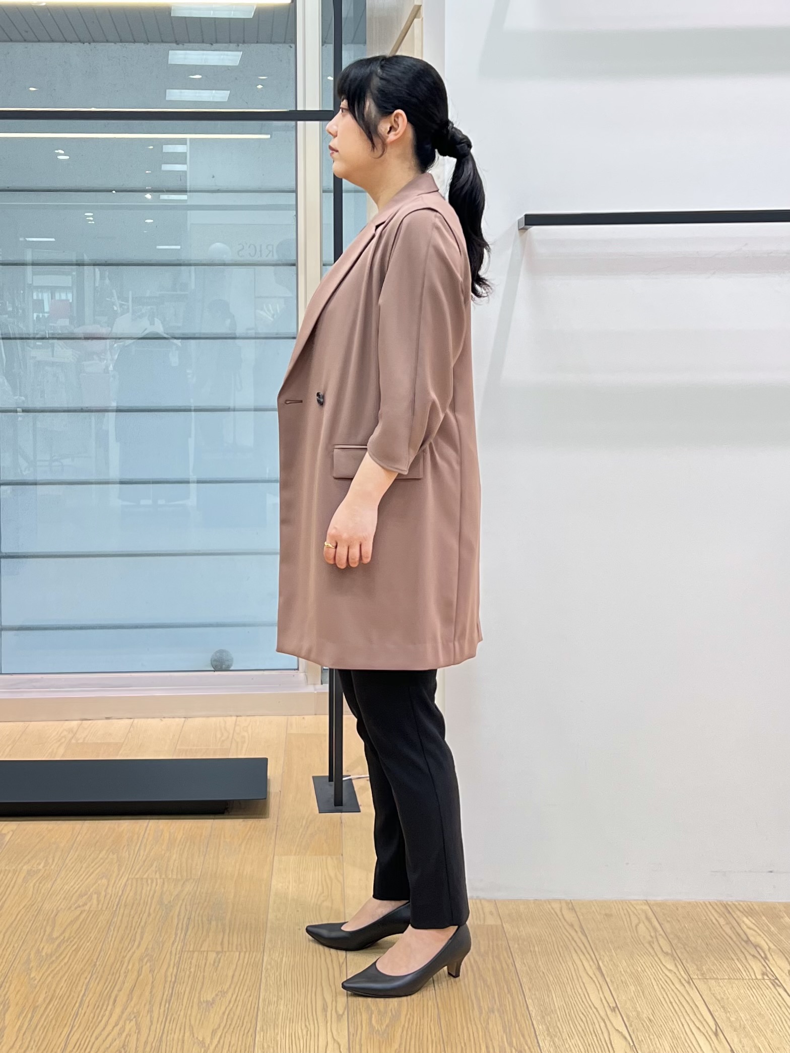 shimaさんの「INDIVI｜【さらに軽く軽快！／着る日傘】颯爽ジレジャケット」を使ったコーディネート