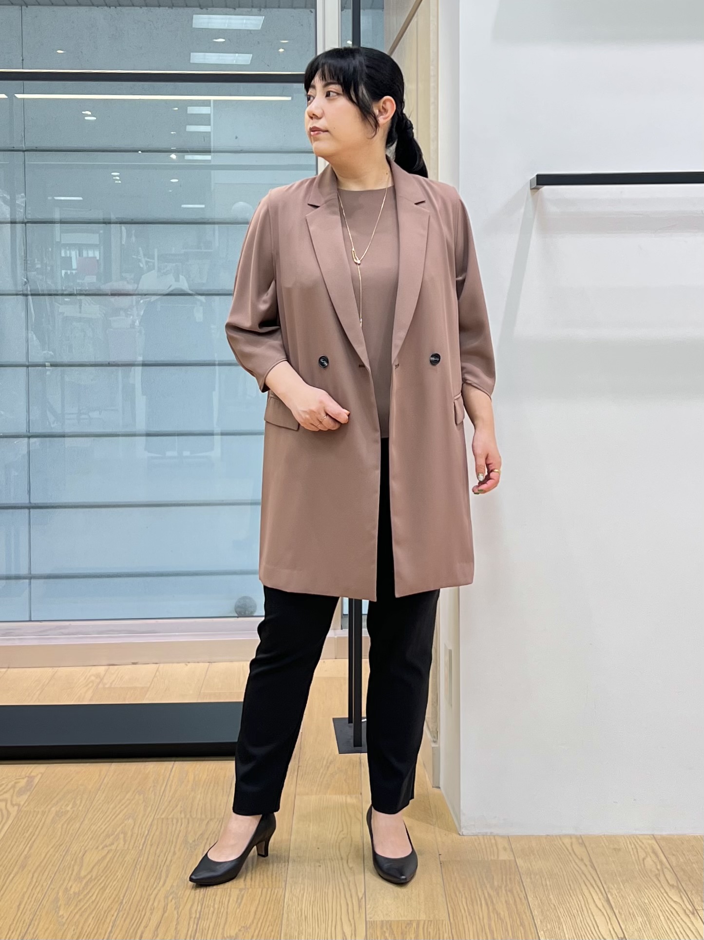 shimaさんの「INDIVI｜【さらに軽く軽快！／着る日傘】颯爽ジレジャケット」を使ったコーディネート