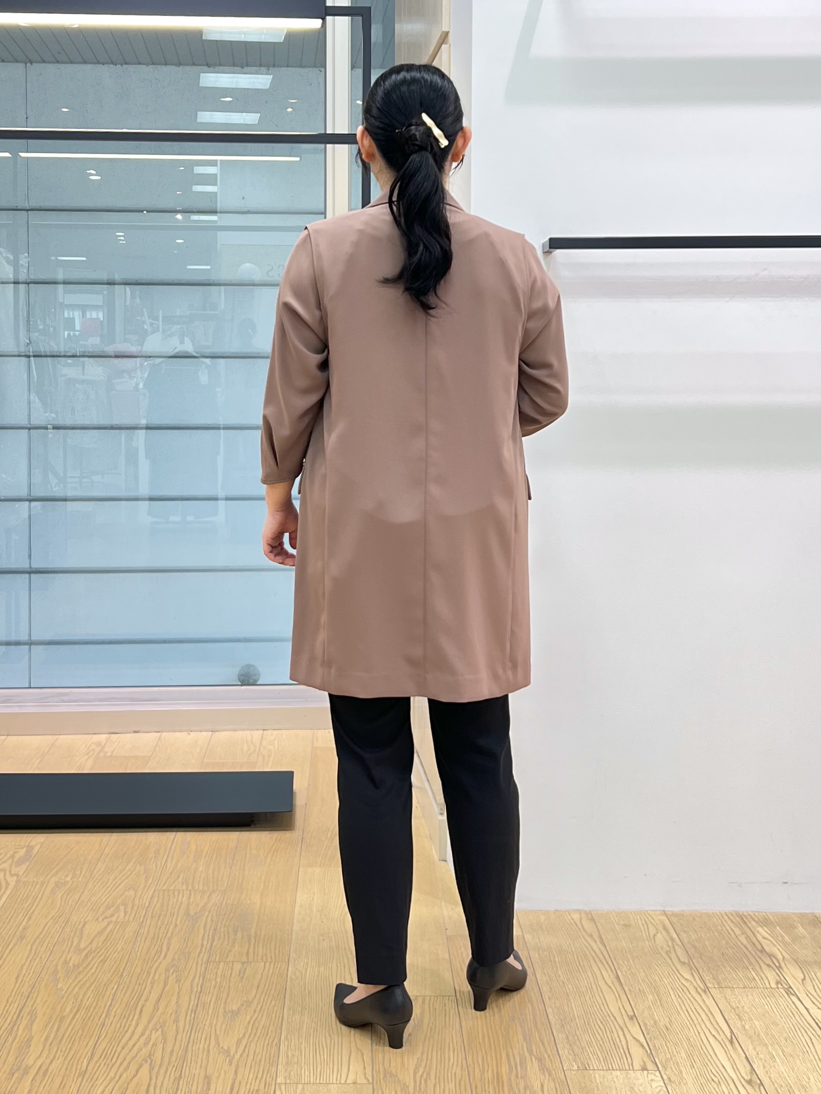 shimaさんの「INDIVI｜【さらに軽く軽快！／着る日傘】颯爽ジレジャケット」を使ったコーディネート