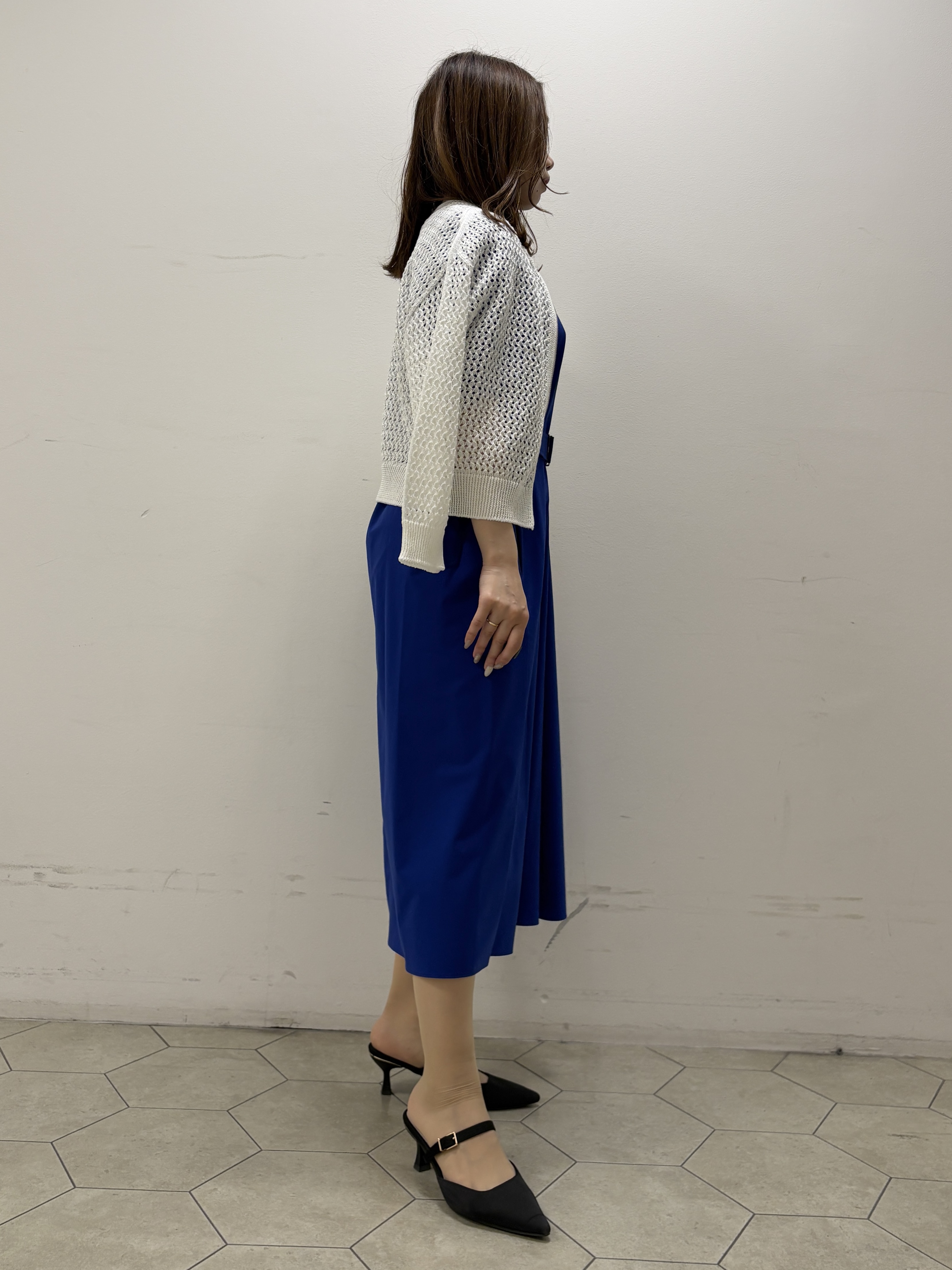 kahoさんの「INDIVI｜【洗える／コットン】メッシュジップニットカーディガン」を使ったコーディネート