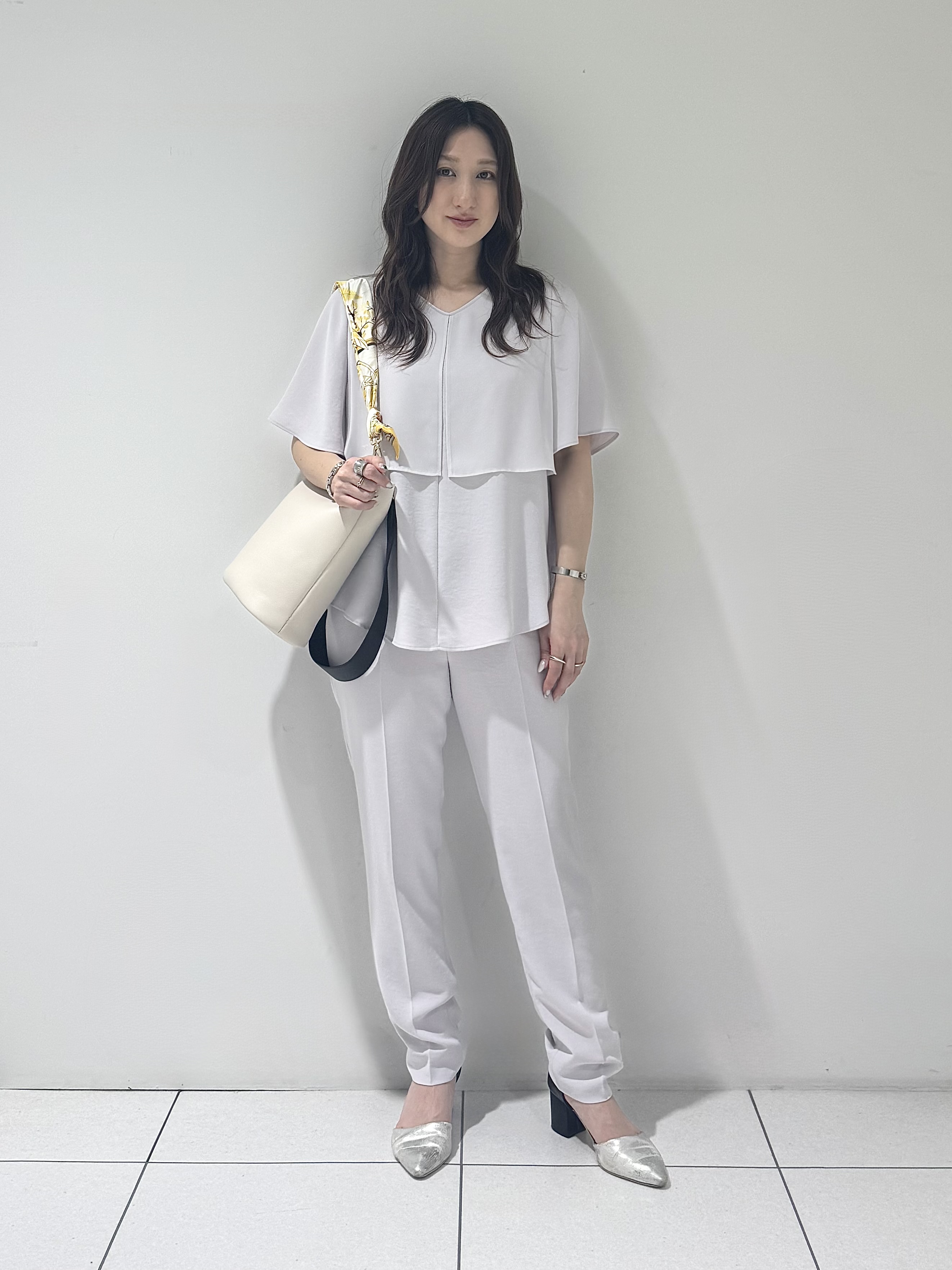 そんさんの「INDIVI｜【着る日傘】ハーフスリーブダブルジャケット」を使ったコーディネート