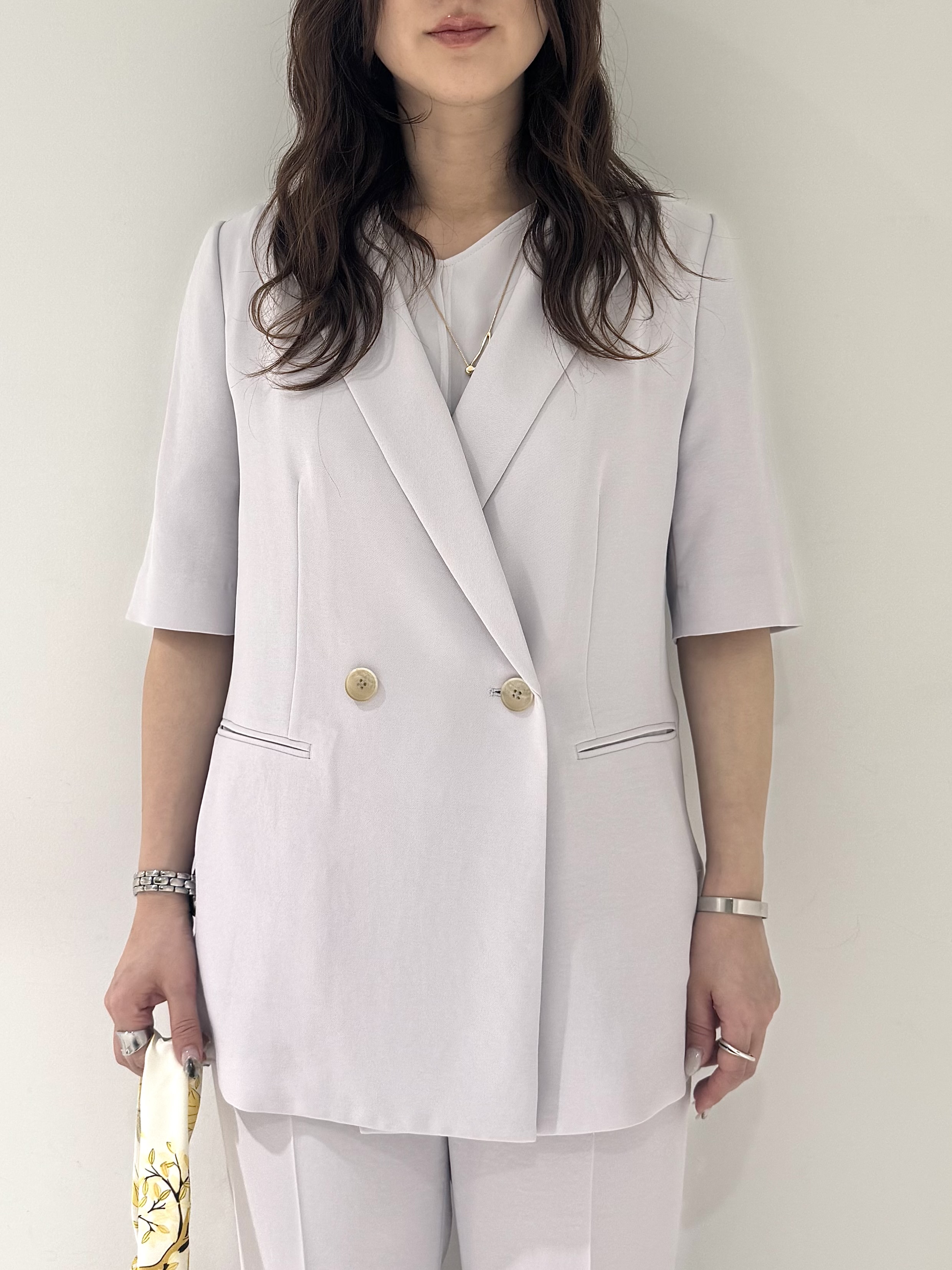 そんさんの「INDIVI｜【着る日傘】ハーフスリーブダブルジャケット」を使ったコーディネート