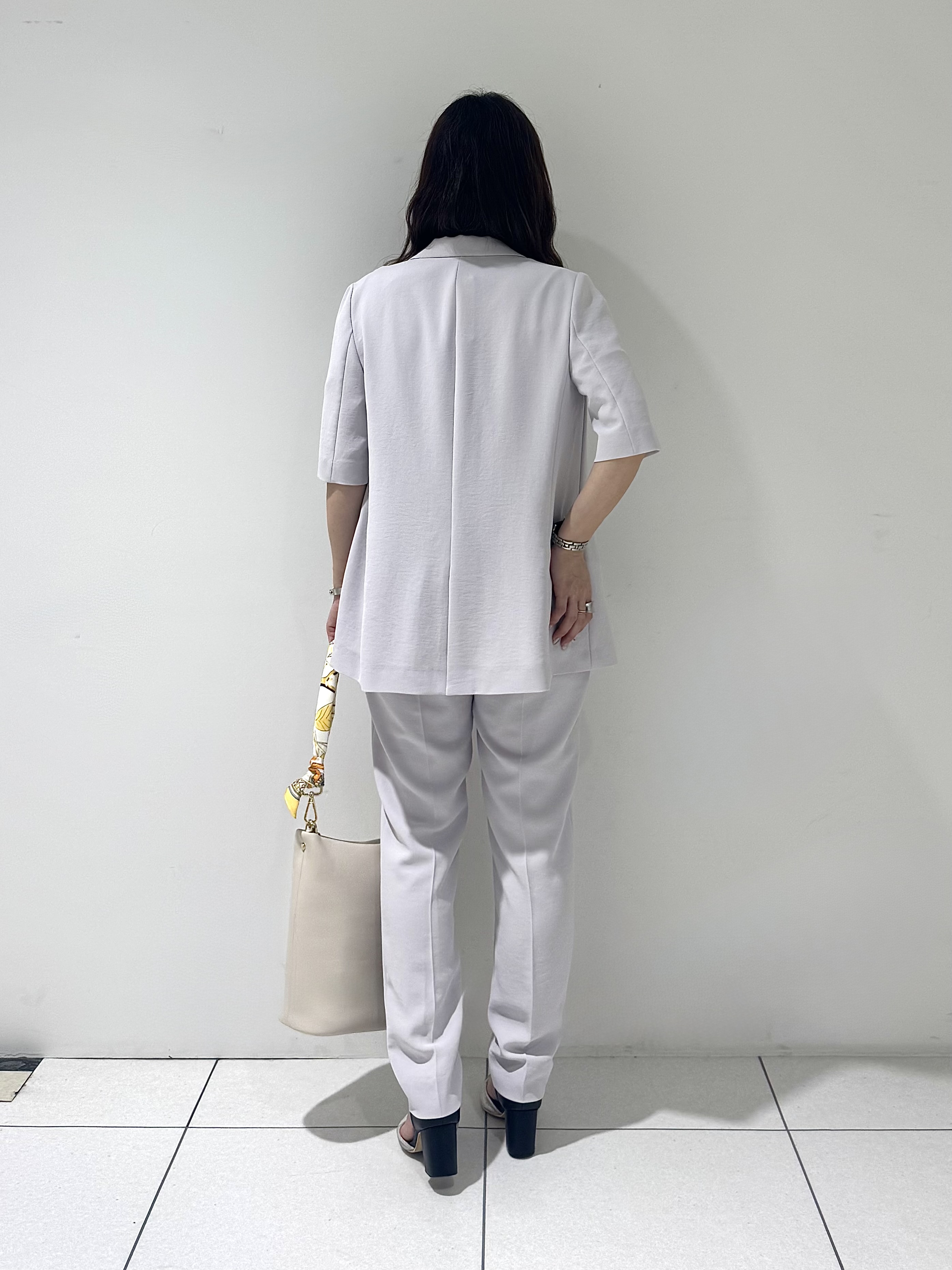 そんさんの「INDIVI｜【着る日傘】ハーフスリーブダブルジャケット」を使ったコーディネート