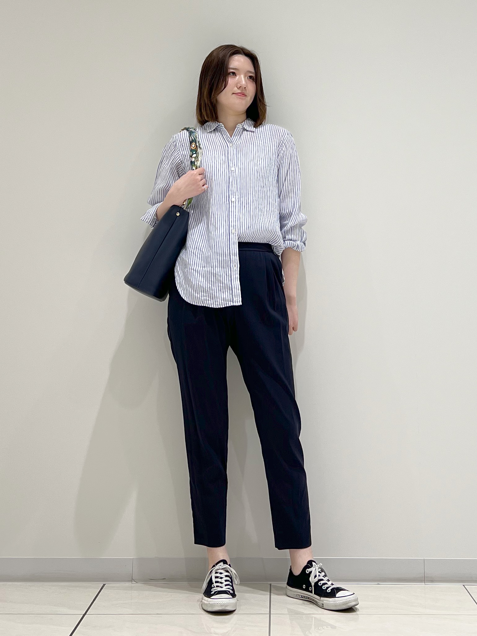 T.Kさんの「INDIVI｜【接触冷感／2WAY】カシュクールリネンシャツ」を使ったコーディネート