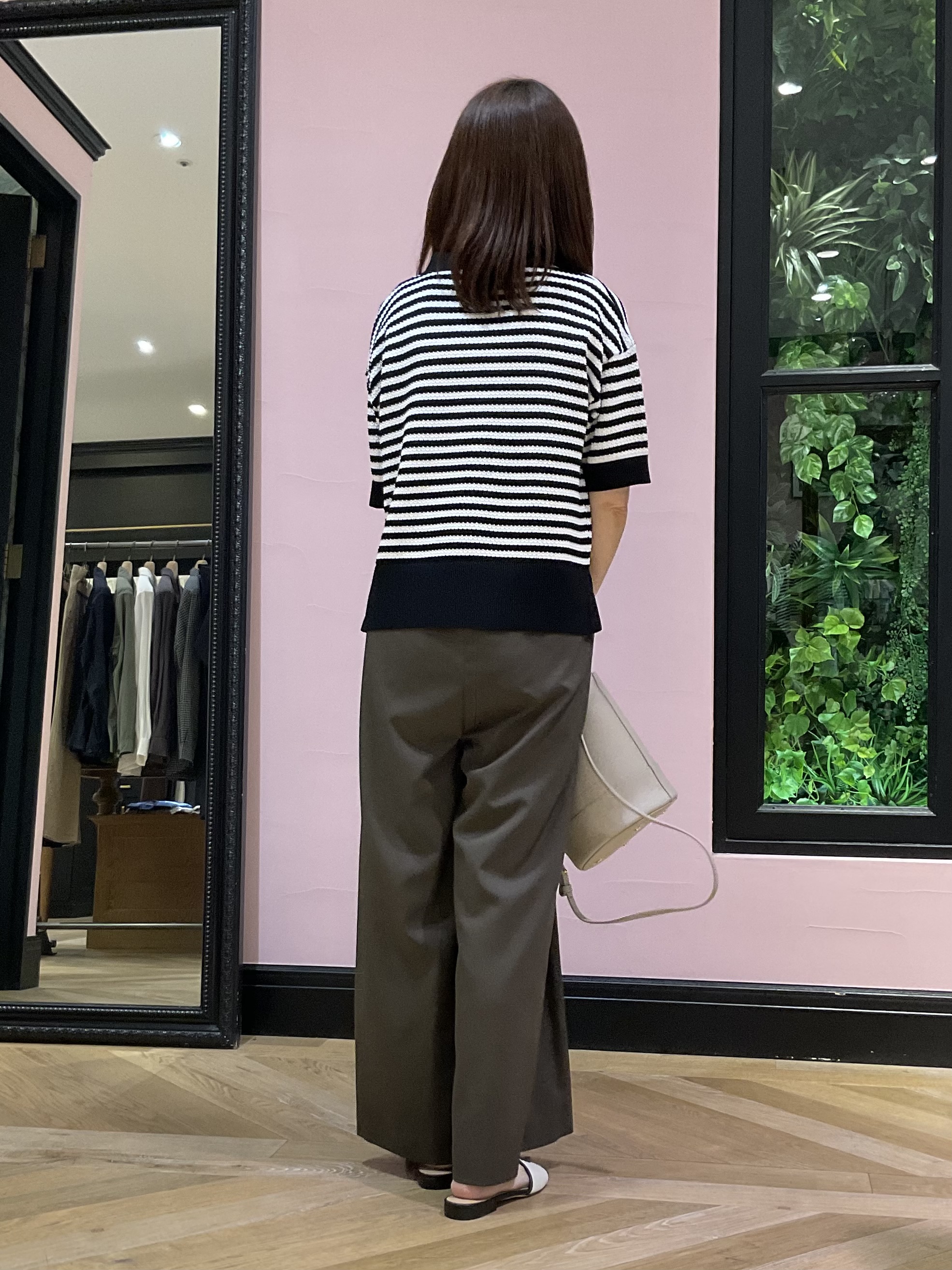 Hiwatashiさんの「DRESSTERIOR｜ウォッシャブルスキッパークロップドニット」を使ったコーディネート
