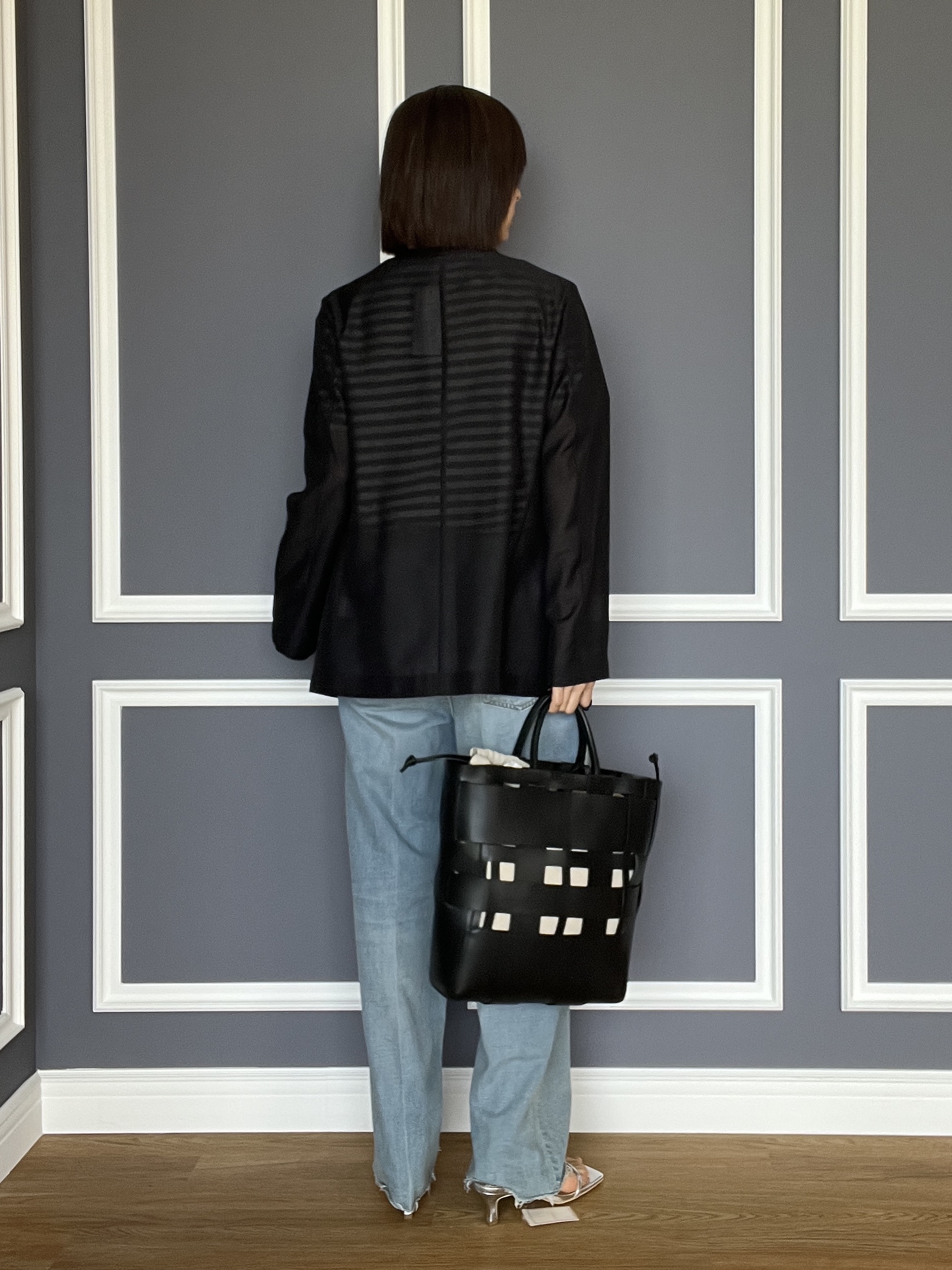 misaさんの「DRESSTERIOR｜センタープレスストレートデニム」を使ったコーディネート