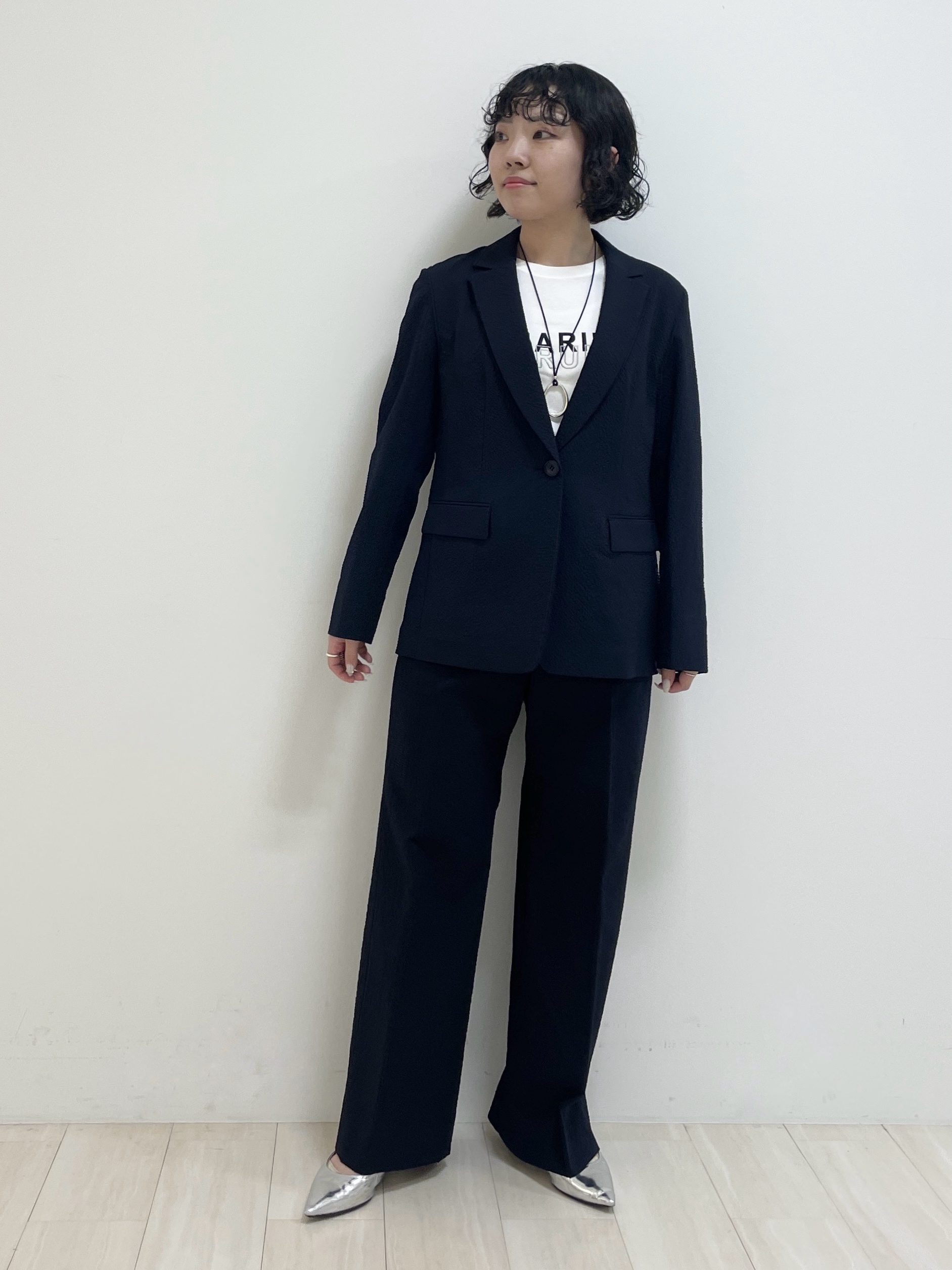kanaさんの「INDIVI｜【洗える／UVケア／SETUP可能】サッカー素材テーラードジャケット」を使ったコーディネート