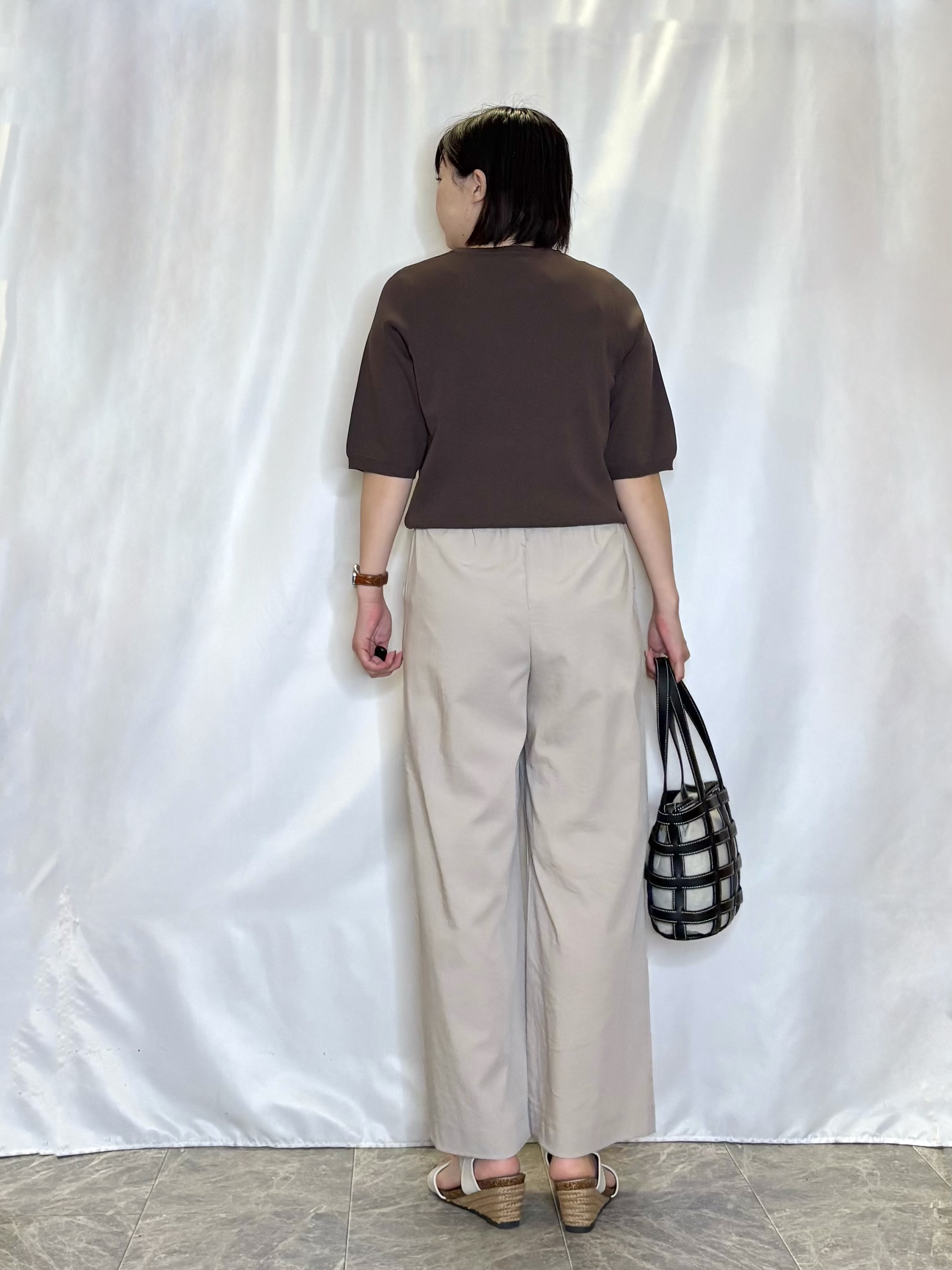 ネリさんの「SHOO･LA･RUE｜【毎日洗える/S-LL/ひんやり/UV】上半身すっきり 二の腕見せない5分袖ニット」を使ったコーディネート
