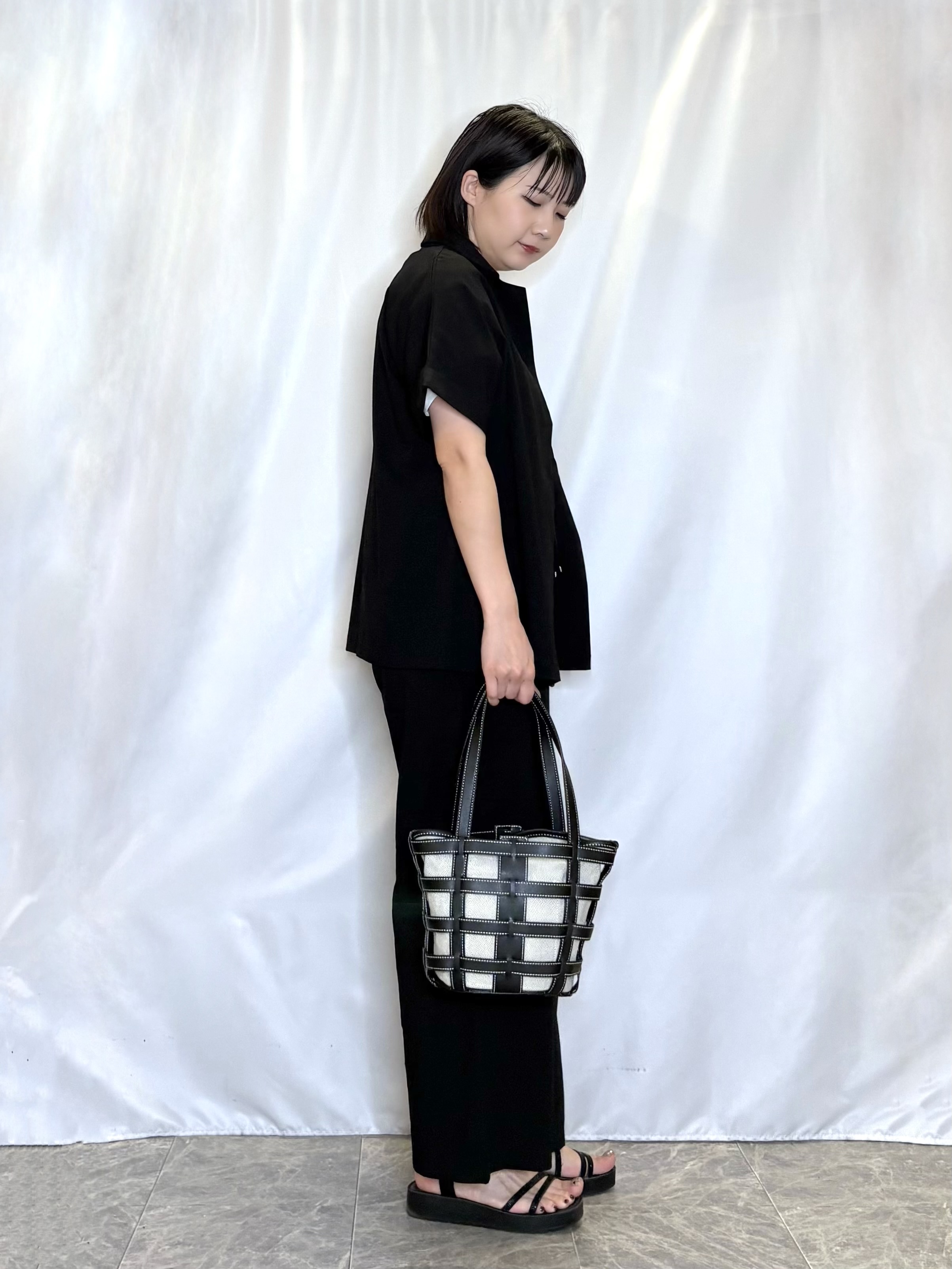 ネリさんの「SHOO･LA･RUE｜【高レビュー/洗濯機可/セットアップ可】軽凛(かろりん) ひんやり半袖ジャケット」を使ったコーディネート
