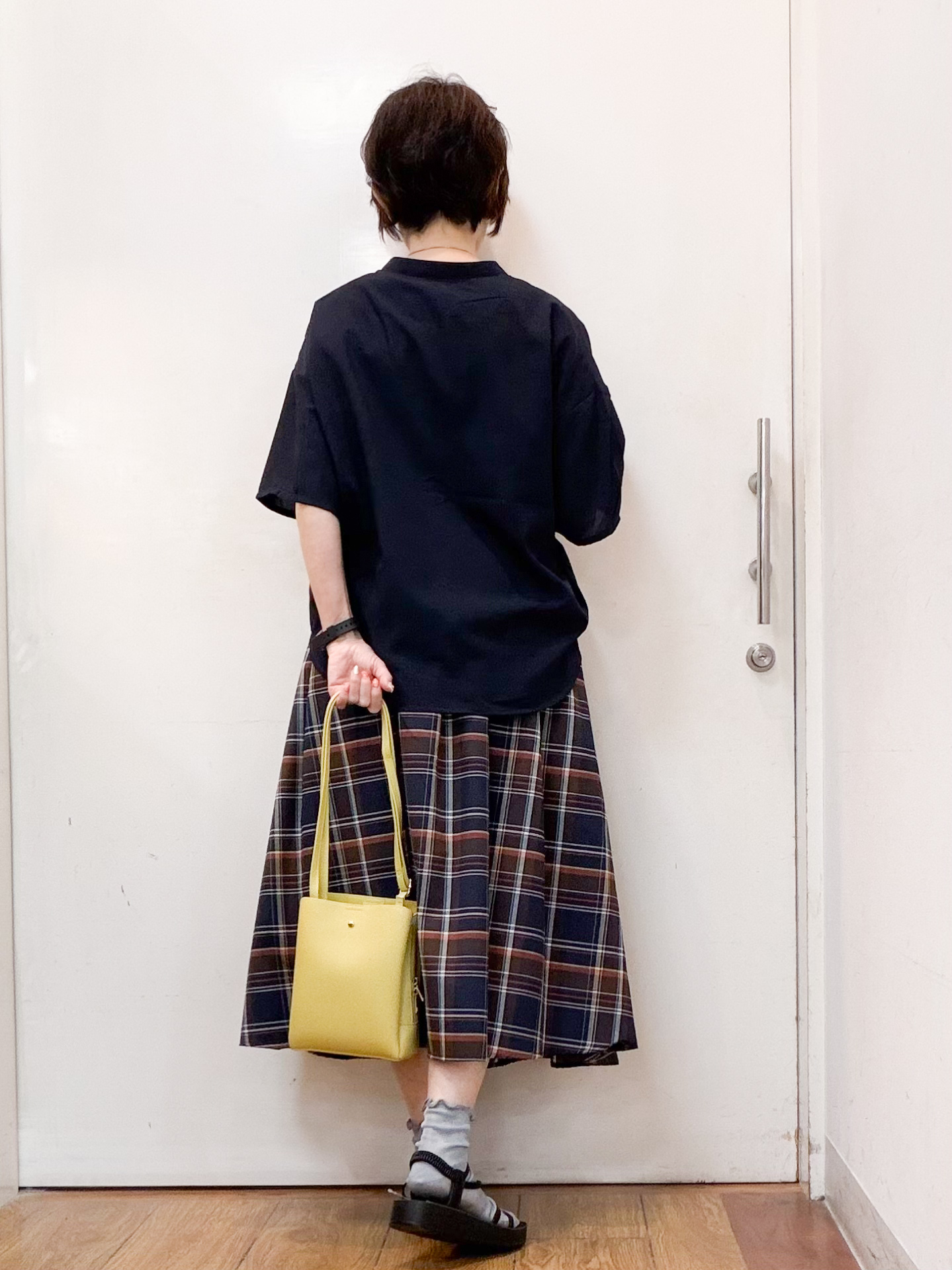 みぃさんの「SHOO･LA･RUE｜【洗濯機可/S-LL】大人の抜け感 ゆるっと5分袖シャツ」を使ったコーディネート