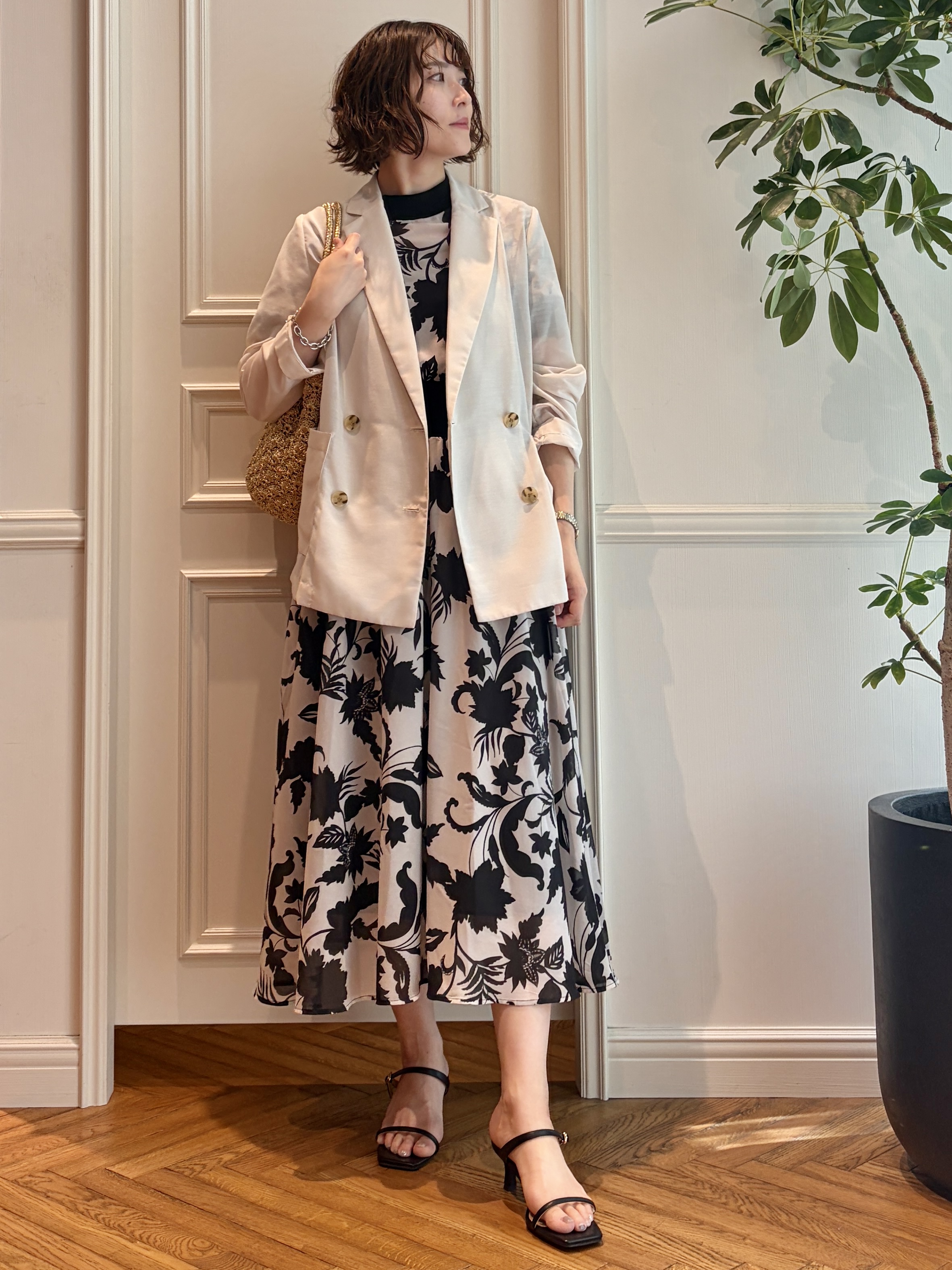nakaoさんの「DRESSTERIOR｜【接触冷感/防シワ機能/ウォッシャブル】クールタッチ リネンブレンドシアージャケット」を使ったコーディネート